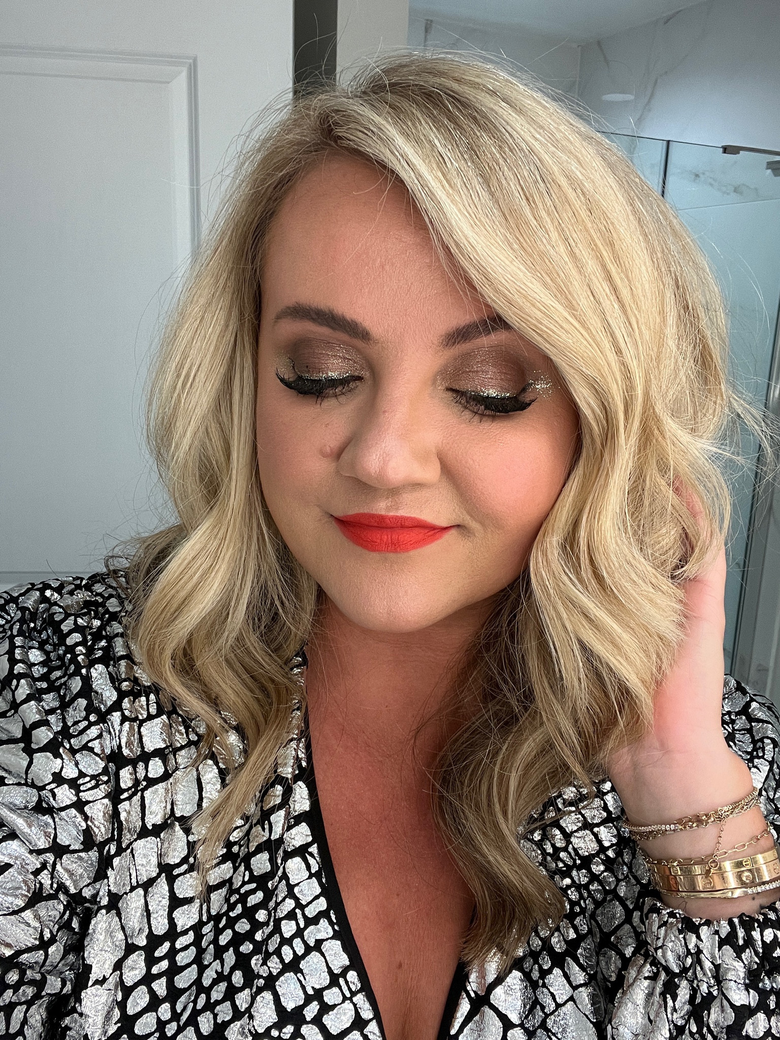 Part 1 of makeup (face products) I used for the Taylor Swift concert and all part of the #sephorasale right now!