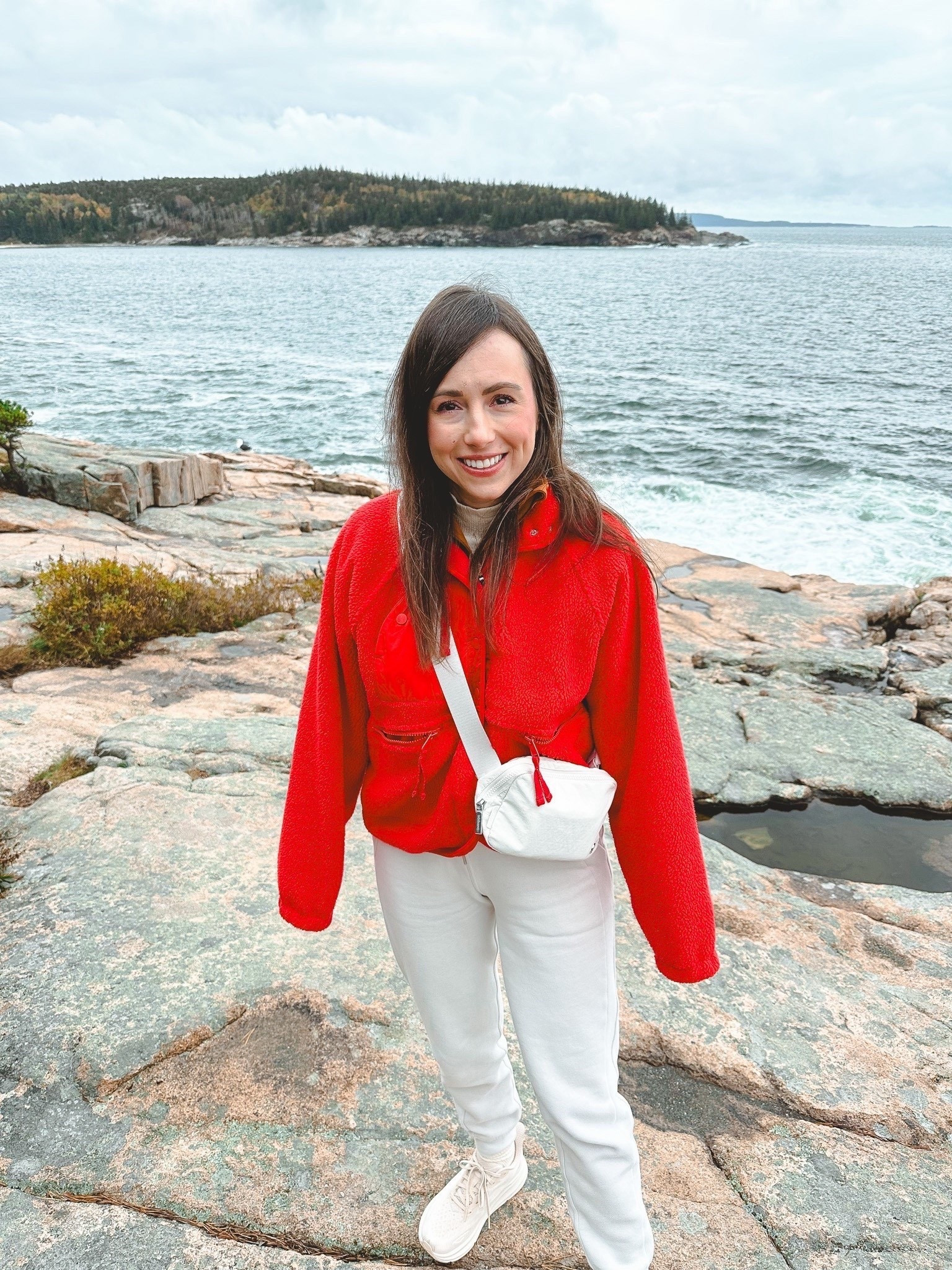 Hiking outfit - free people red hit the slopes fleece (small), lululemon belt bag, lululemon scuba joggers (size 4) 




#LTKootd #LTKSeasonal #LTKFindsUnder100