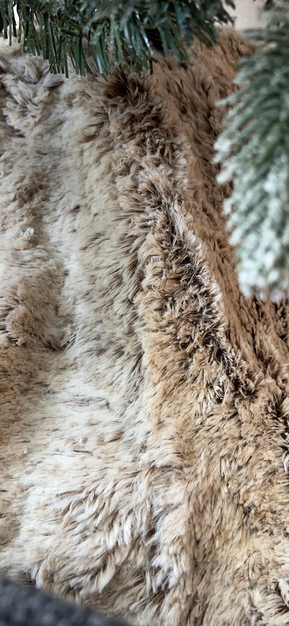 GMOEGEFT Christmas Tree Skirt 48 Inches Brown Plush Faux Fur for Slim Pencil Tree Xmas Holiday De... | Amazon (US)