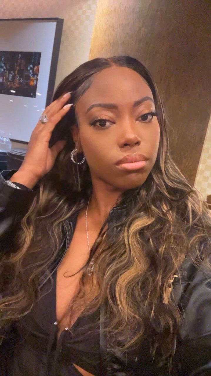 New hair 💆🏽‍♀️ who dis? Obsessed with this wig!

#LTKBeauty