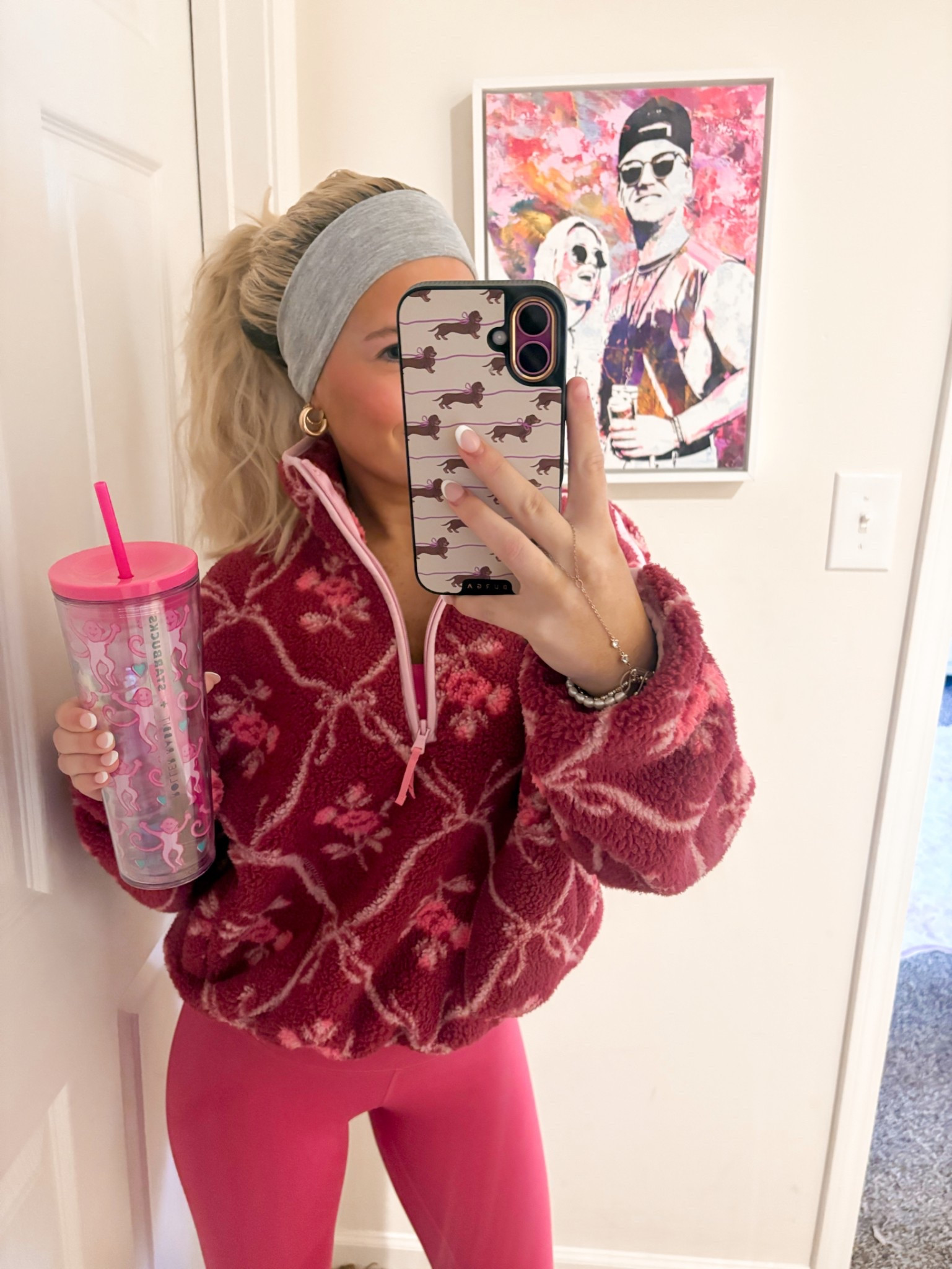 the fleece is the cutest thing ever 

#LTKSeasonal #LTKGiftGuide #LTKFindsUnder50