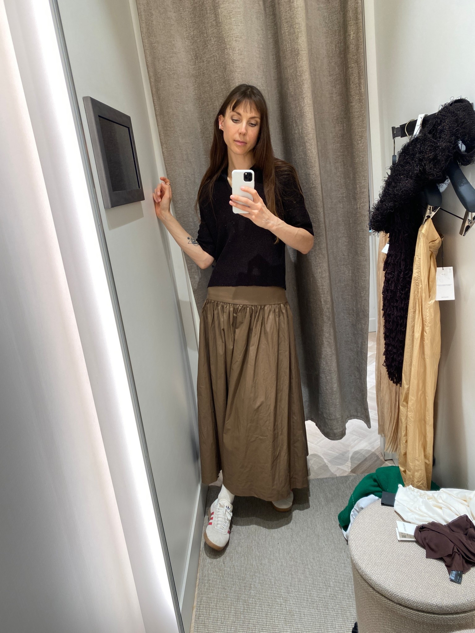 This skirt suits almost all body shapes! 👌🏻