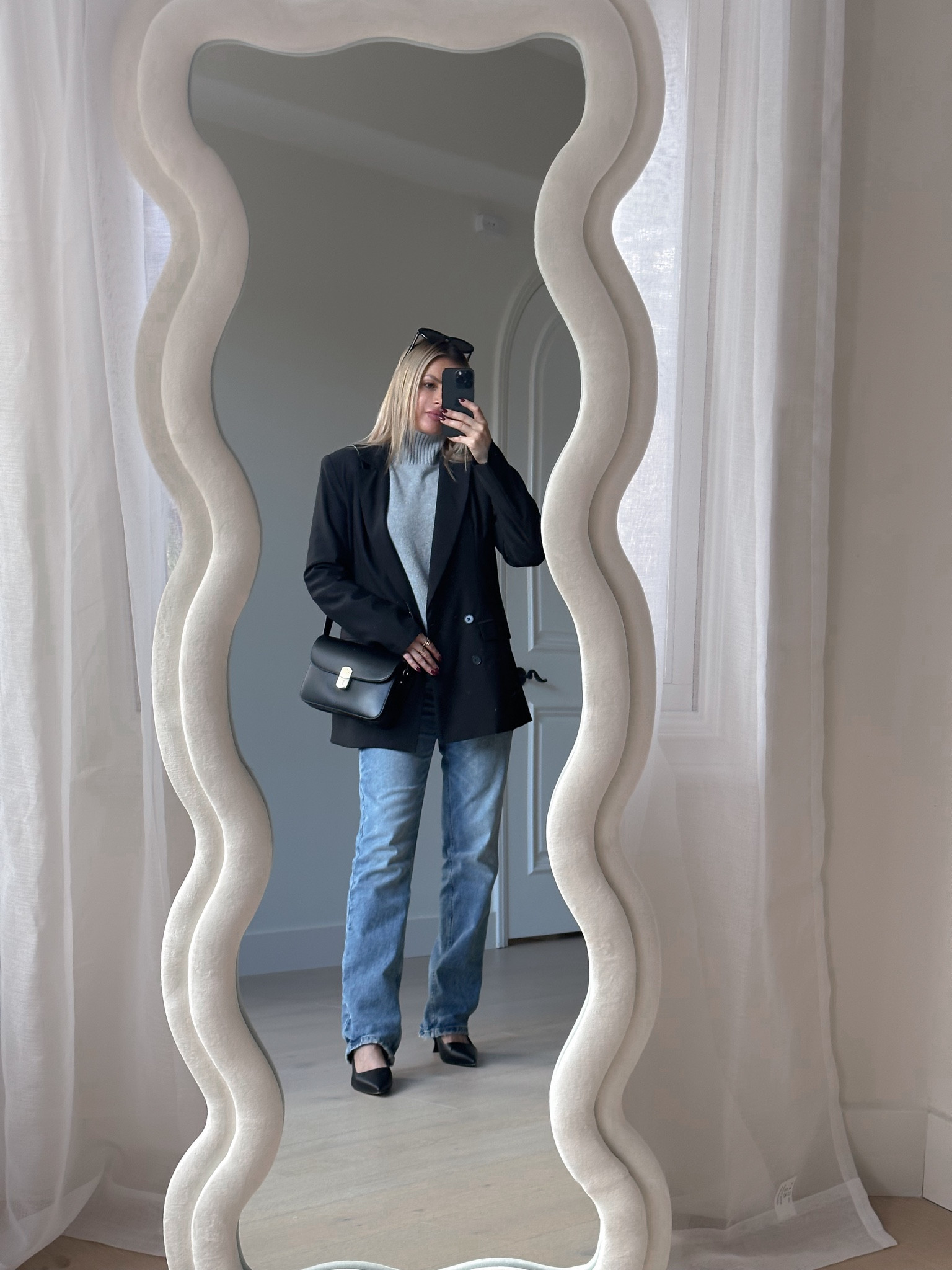 Outfit idea #style #outfit #falloutfit #winteroutfit #sweater #blazer #jeans 

#LTKSeasonal #LTKfindsunder100 #LTKfindsunder50