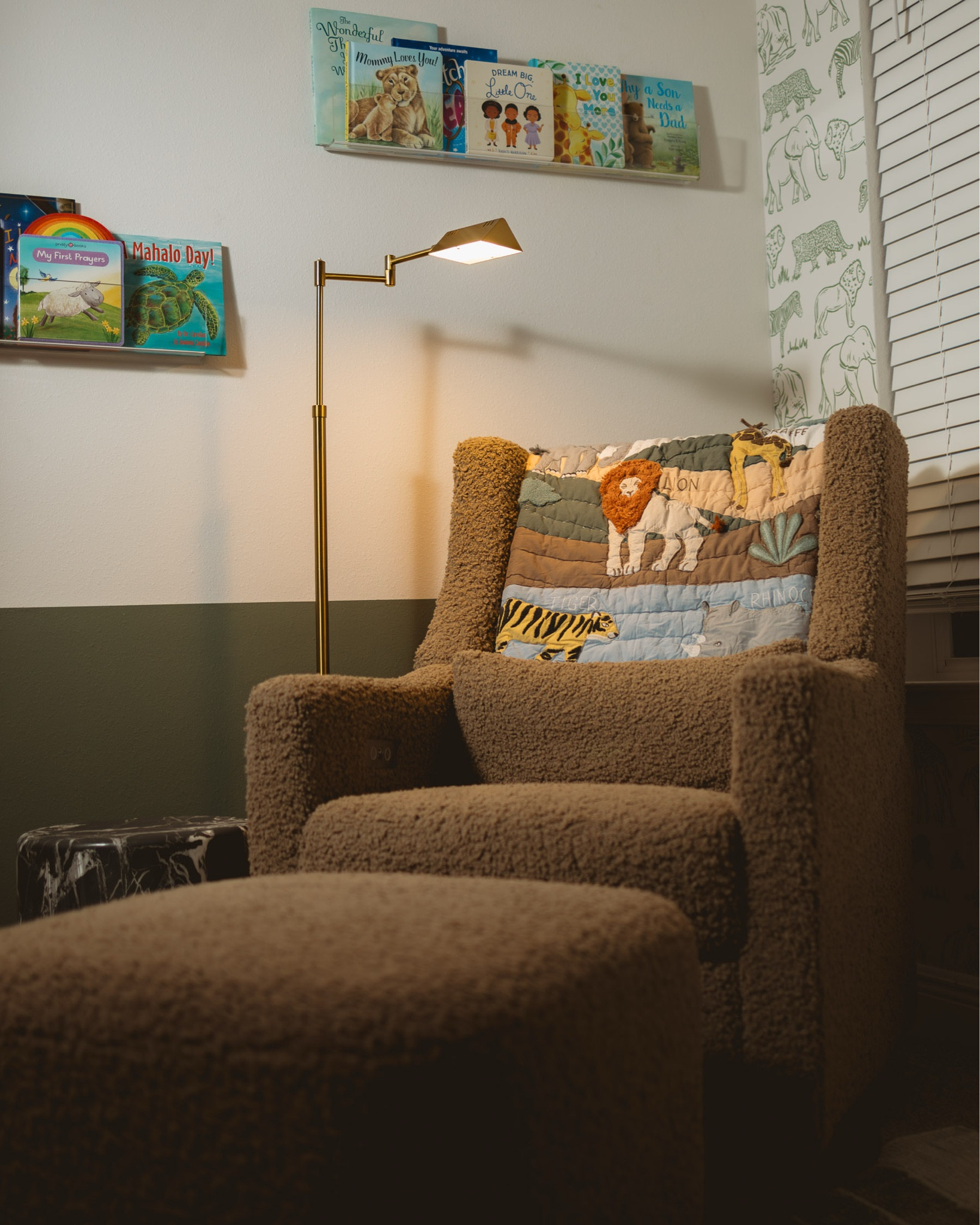 Koas rocking chair 🤎

#LTKKids #LTKBaby #LTKHome