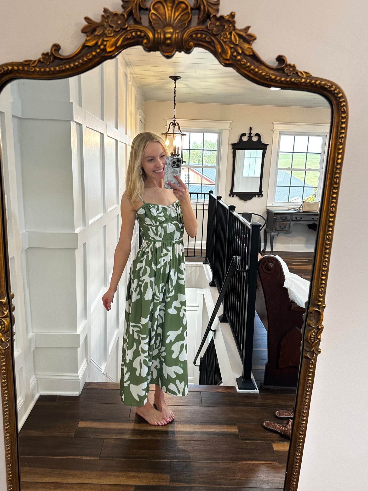 the cutest dress for wedding guest or dinner! wearing size xs


#LTKWedding