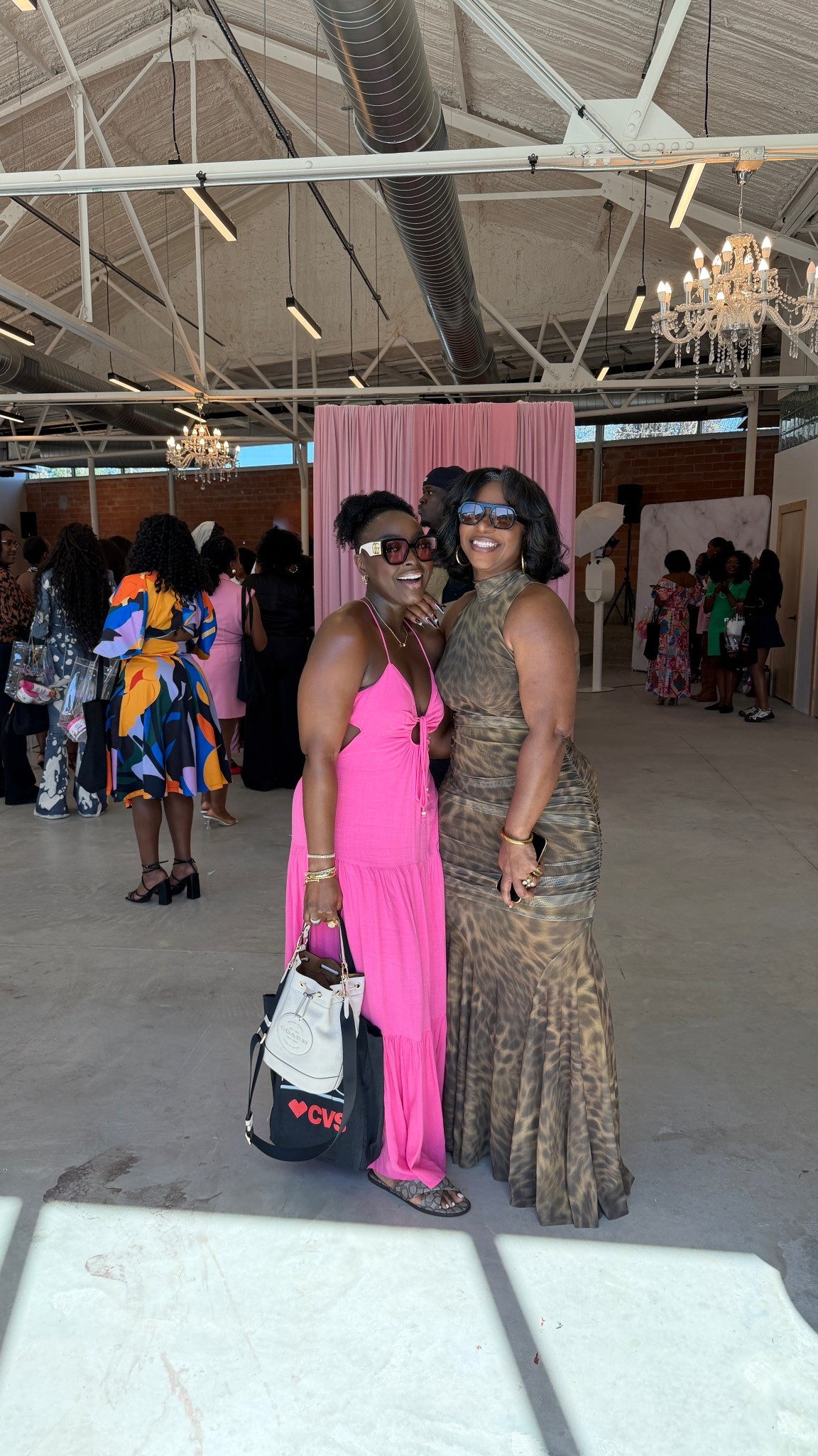 Sabrina is always a joy to see! I need the dress and the bawdyyyyyyyy.