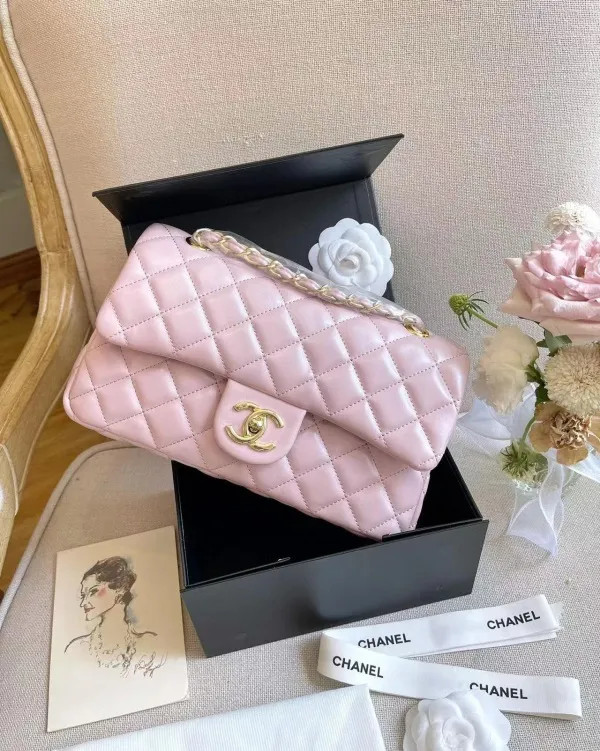 dupe Fashion lady handbag Classic chain messenger bag Designer's famous street bag Size 25×16×7... | DHGate