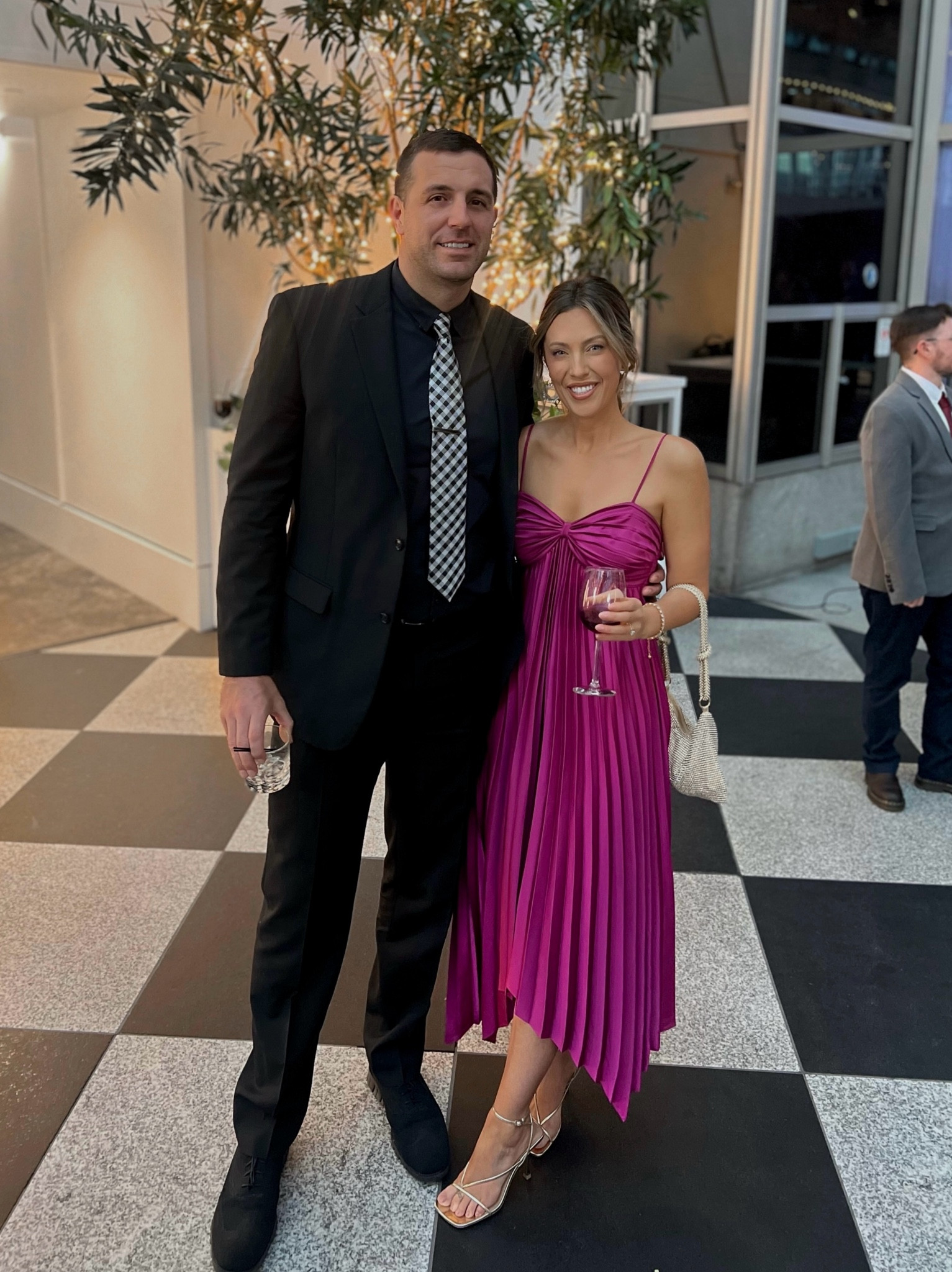 Fall wedding guest dress with gold shoes and’s rhinestone bag

I’m wearing a size 4 in the Vikki dress from Petal & Pup (I’m 5’6” for reference) no need to size up — I’d say it’s true to size/runs slightlyyyyy big. Color is magenta but comes in other gorgeouscolors!

Heels are true to size

#LTKWedding