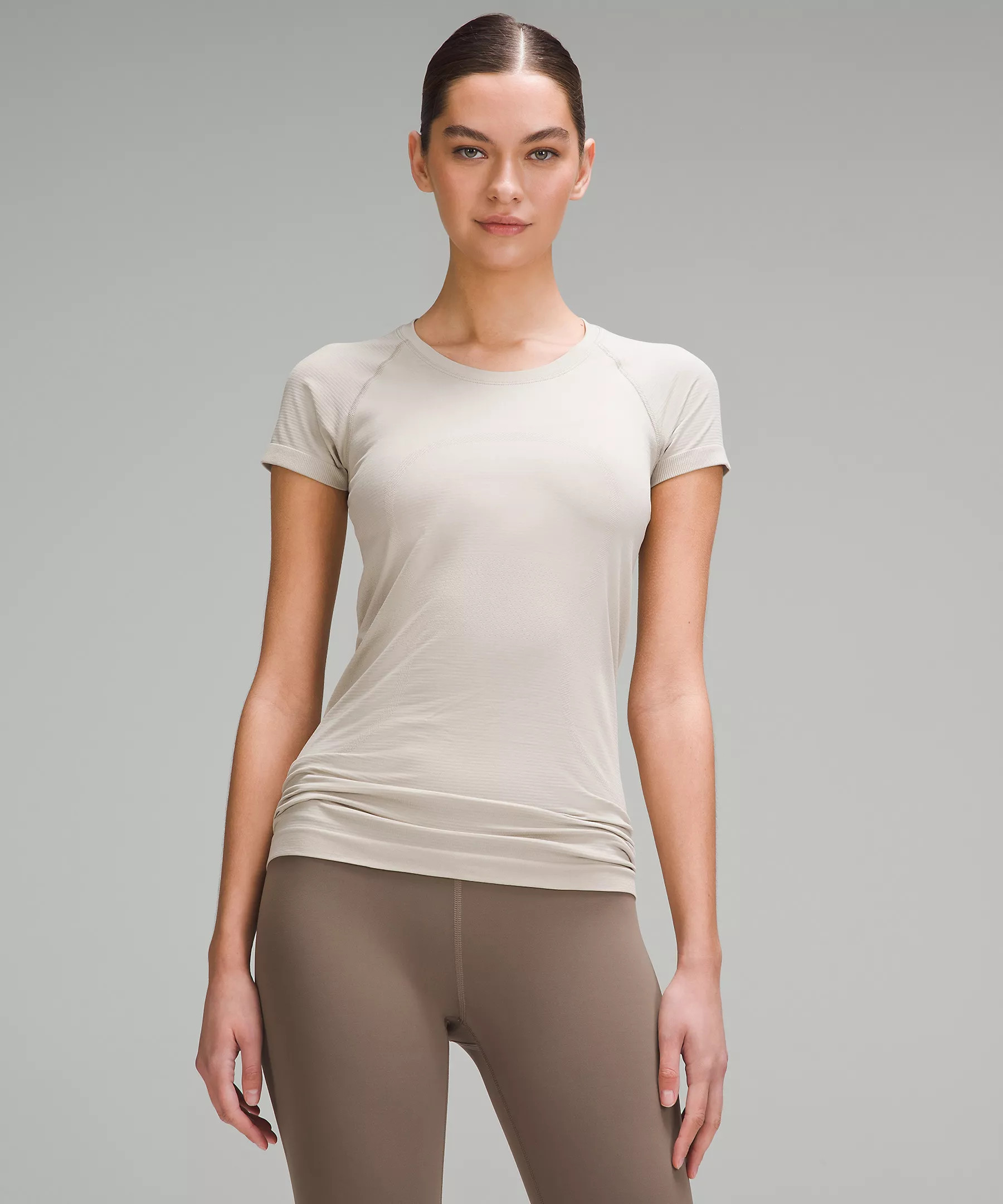 Swiftly Tech Short-Sleeve Shirt 2.0 | Women's Short Sleeve Shirts & Tee's | lululemon | Lululemon (US)