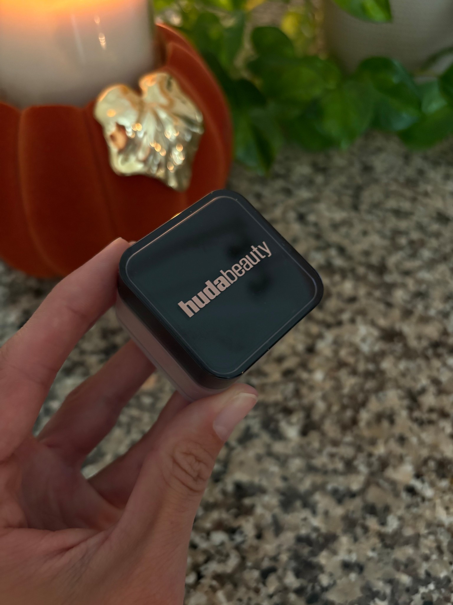 Huda Beauty mini Baking Powder. Perfect to try all of the shades, and to throw in a purse for on the go! 



#LTKHalloween #LTKBeauty #LTKFindsUnder50