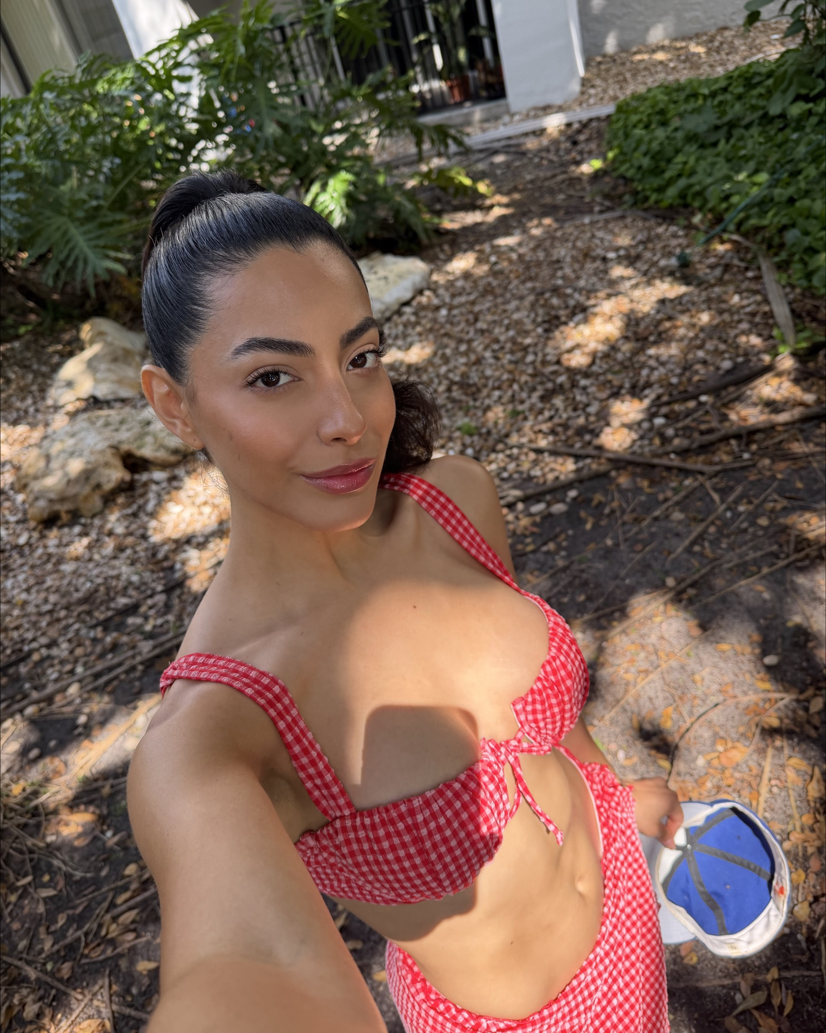 Beautiful soft makeup look, perfect for the beach or everyday!! 🔥

#LTKBeauty #LTKSwim #LTKTravel