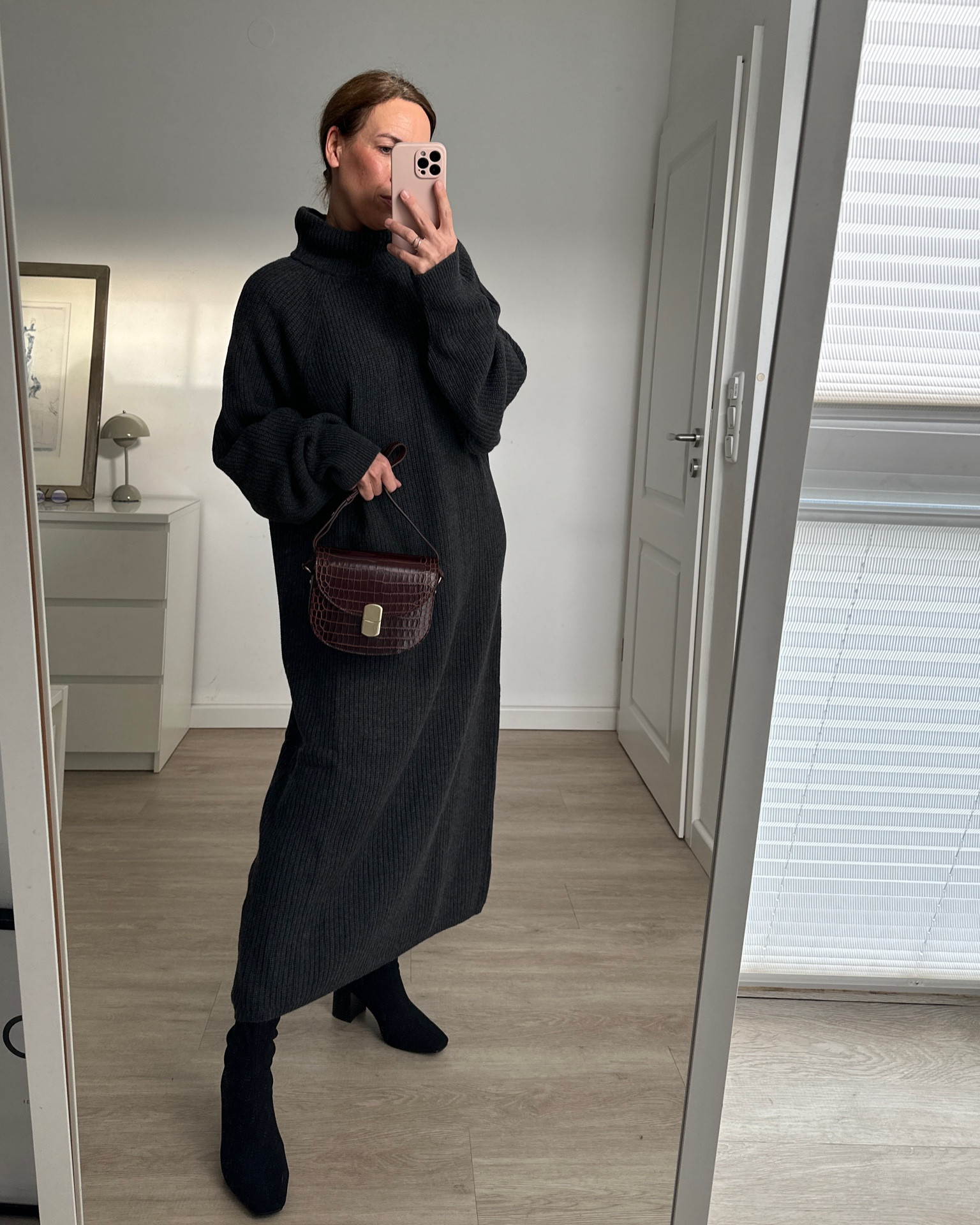 #LTKSeasonal #LTKGiftGuide 
Strickkleid in grau

#LTKwinter #LTKstyletip #LTKdeutschland