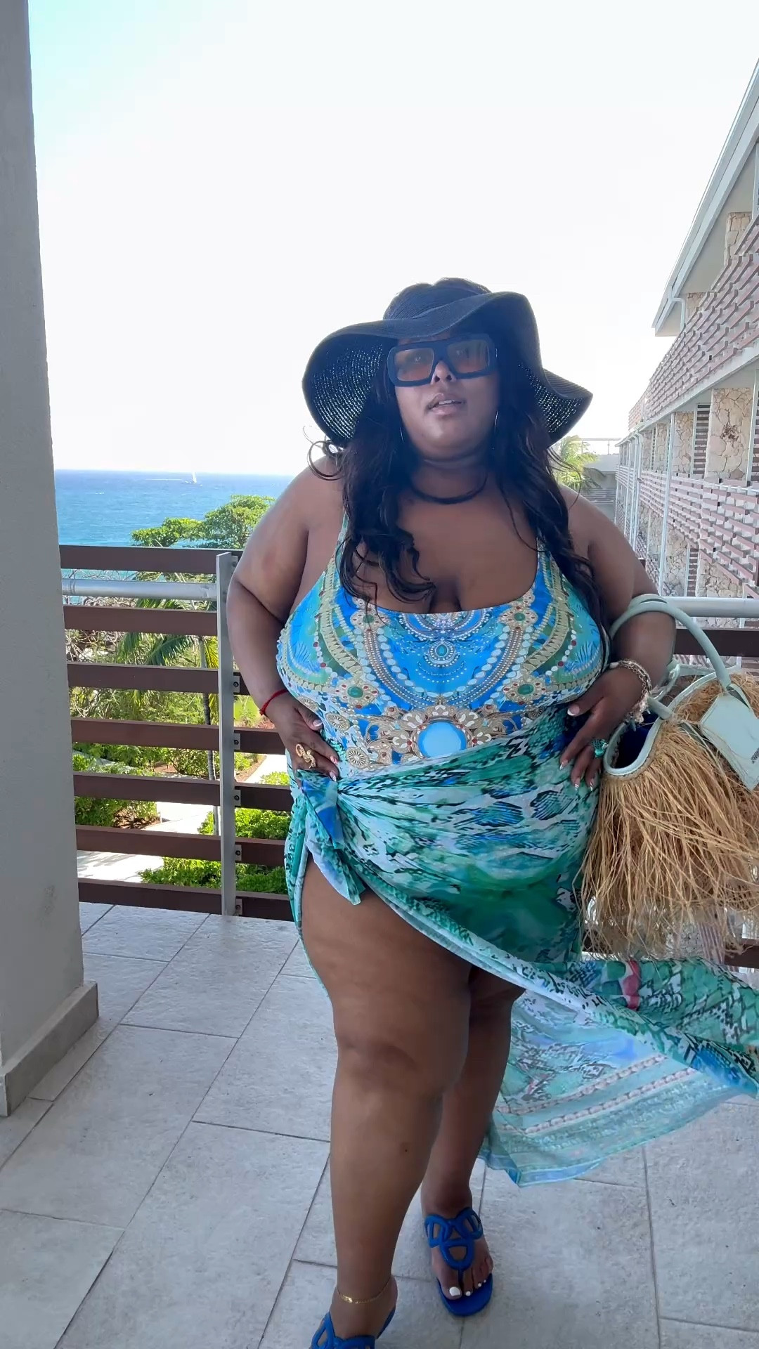 My first pool look of my 3Won Slaycation was to good!

#LTKPlusSize #LTKhaul #LTKSwim