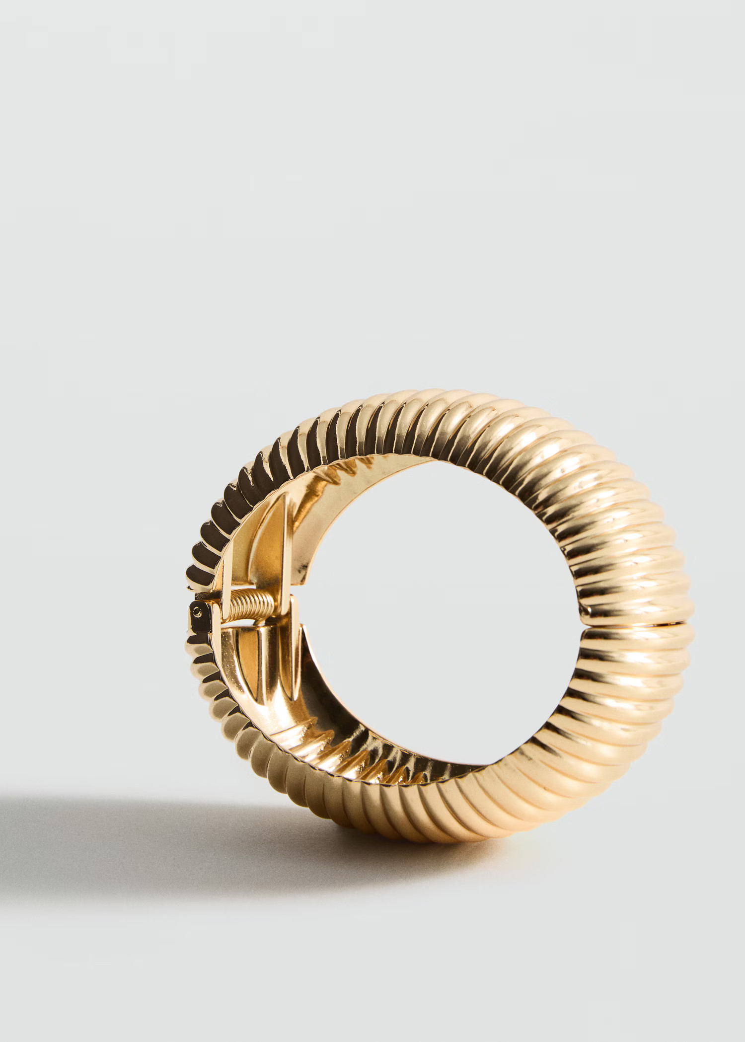 Rigid bracelet with relief - Women | MANGO United Kingdom | MANGO (UK)