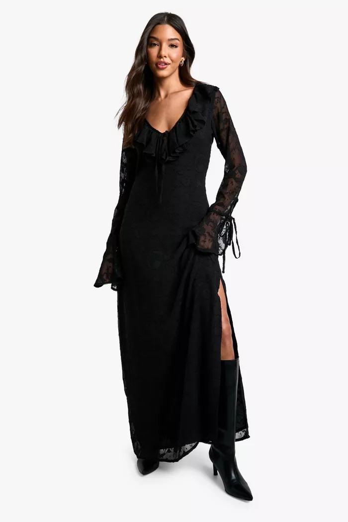 Paisley Textured Flare Sleeve Maxi Dress | boohoo (US & Canada)