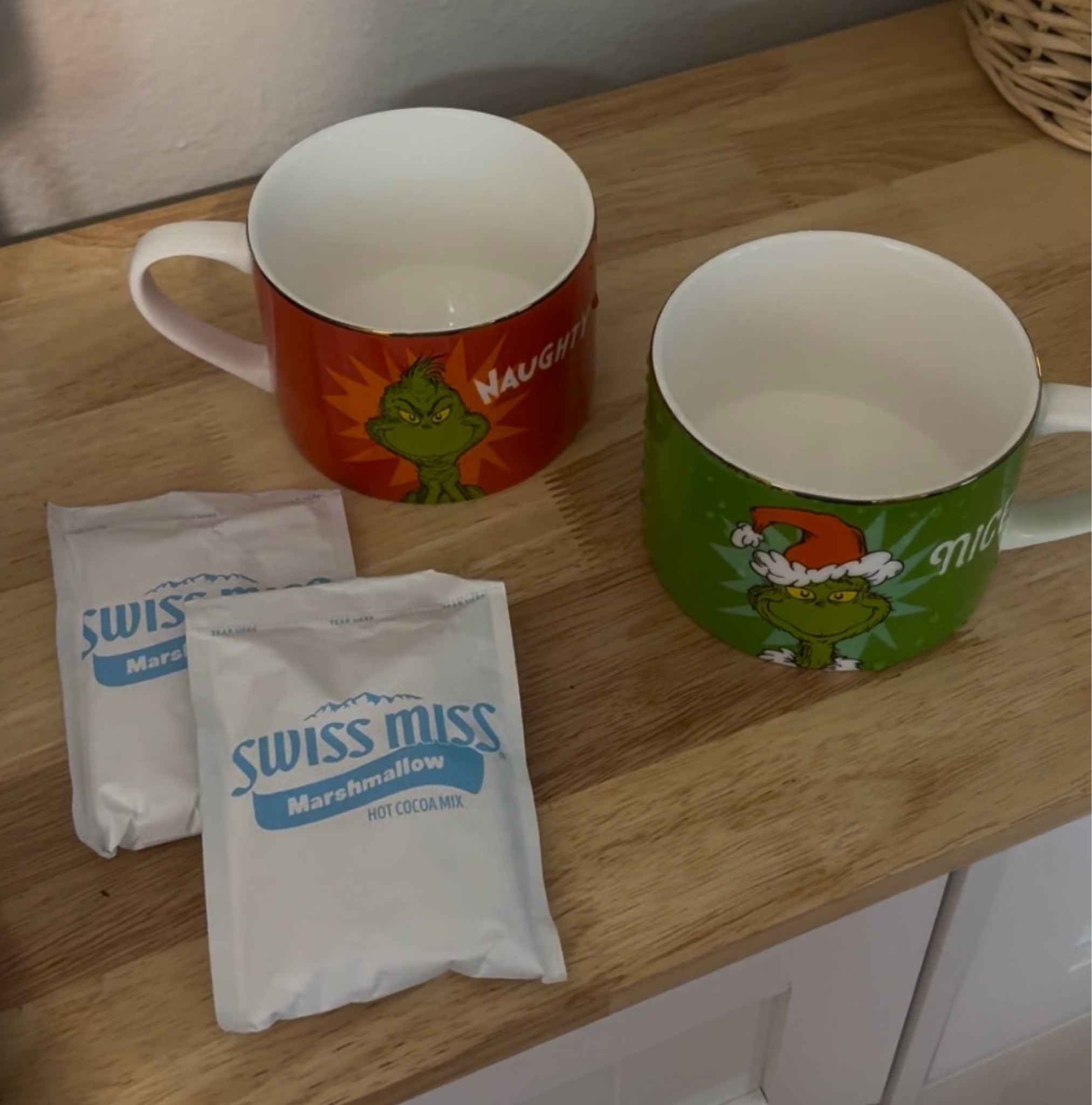 Get in the holiday spirit with these Grinch ‘Naughty & Nice’ mugs! Perfect for cozy cocoa nights or morning coffee vibes—whether you’re feeling a little mischievous or nice, these mugs have you covered! 🎄☕ #Grinchmas #HolidayMugs #NaughtyAndNice