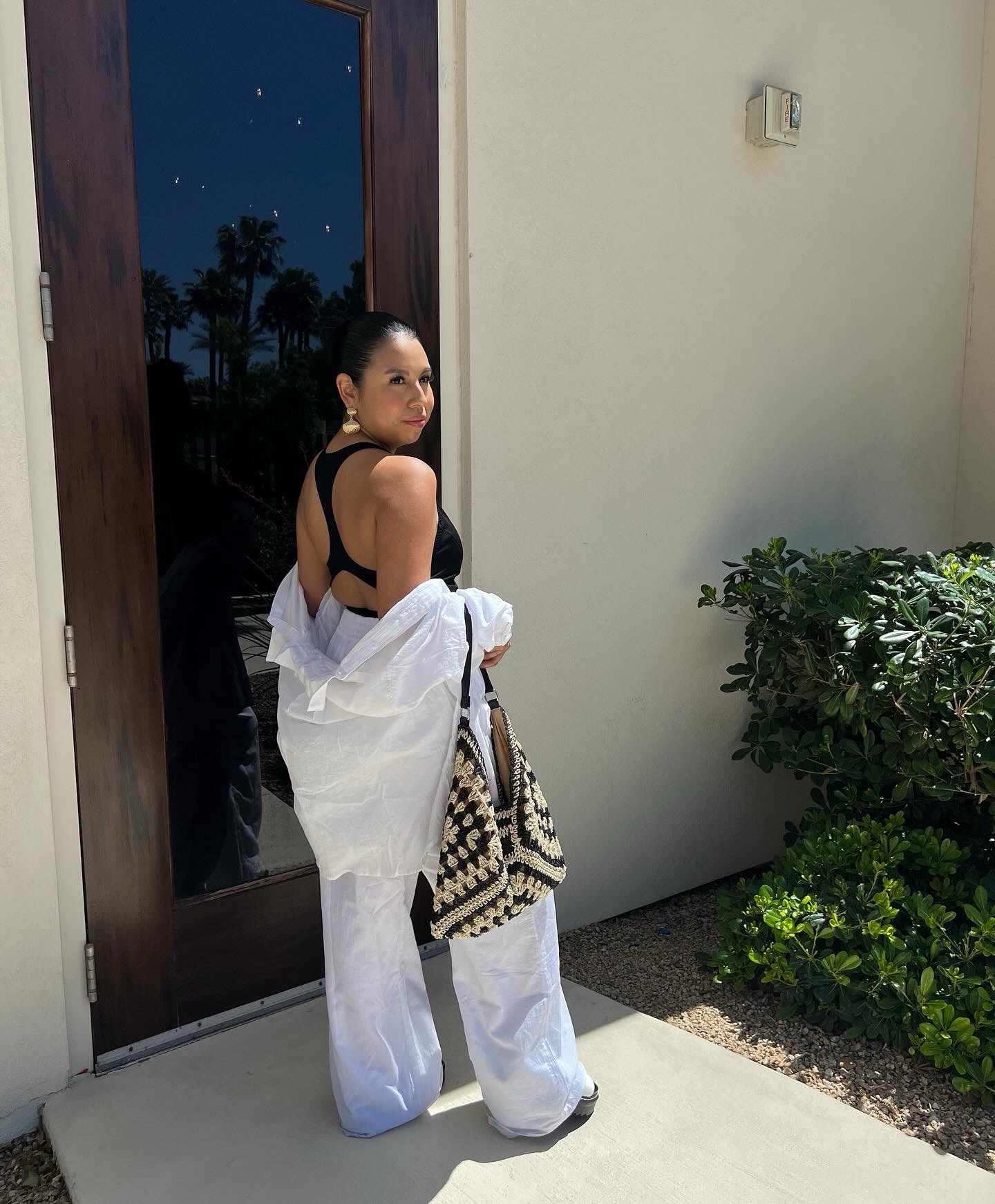 Poolside/beachside 3 piece set 
Wearing size S 
