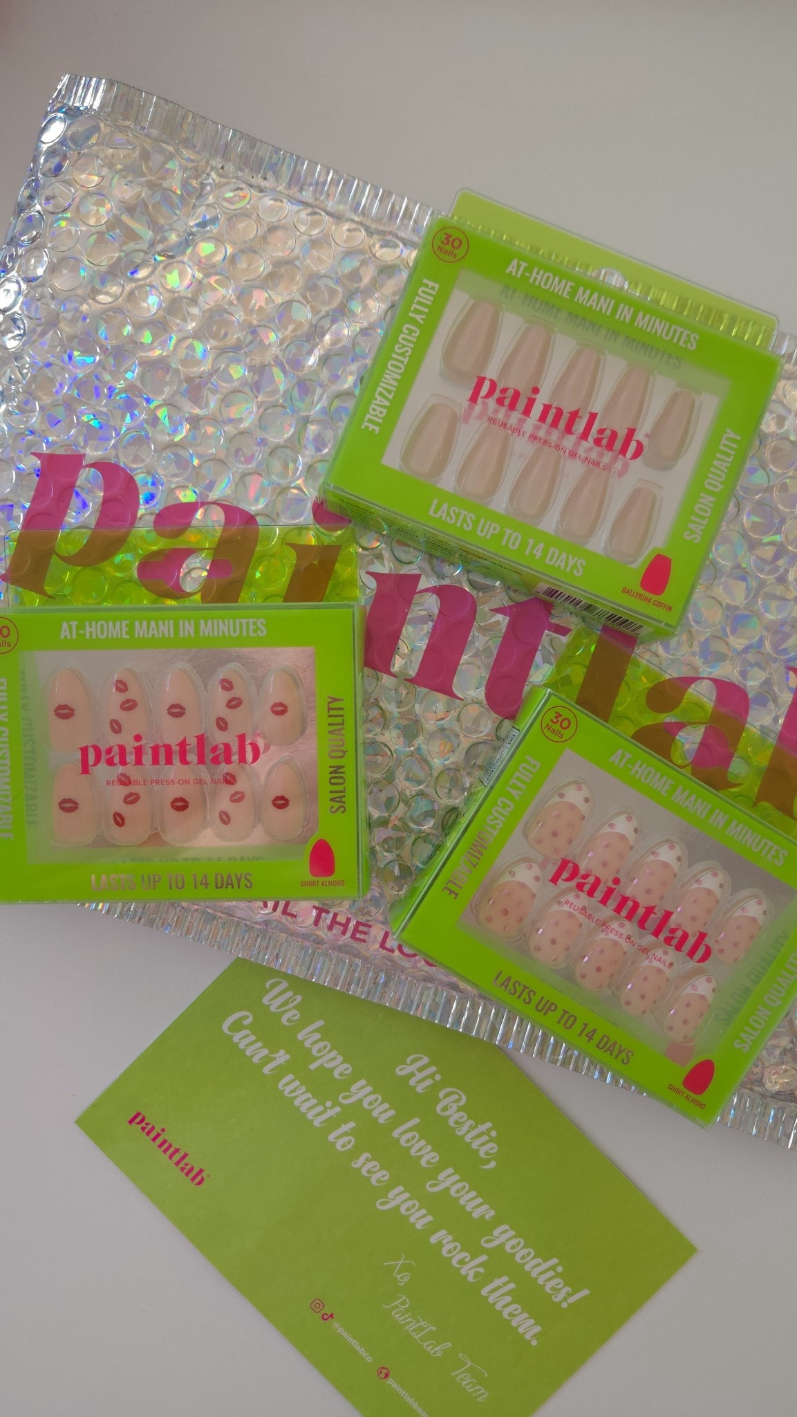 These press on nails from PaintLab’s new Valentine’s Day collection are so cute!

Pink nails, Valentine’s Day nails, nude nails, almond nails, coffin nails

#LTKselfcare #LTKBeauty #LTKValentine