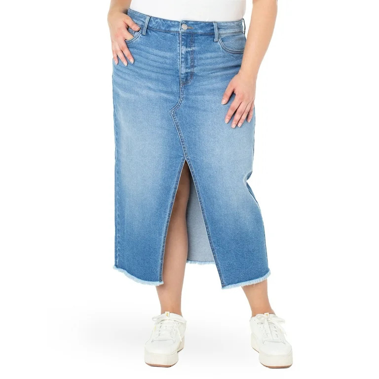 Celebrity Pink Juniors and Juniors Plus Fray Hem Denim Skirt | Walmart (US)
