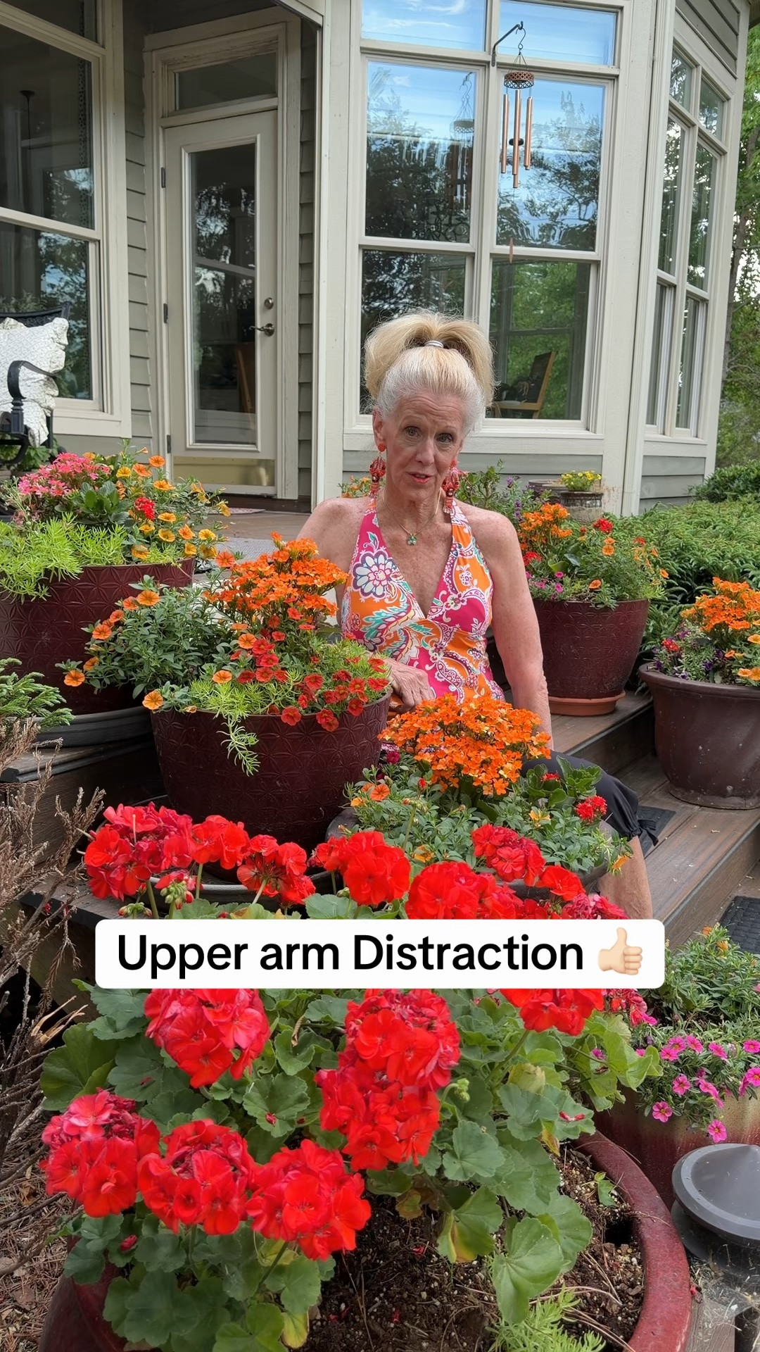 Don’t like to show your upper arms or scared to show your “wings” and shoulders? Here’s a trick to distract viewers that works! #fyp #shoulders #arms #swimsuit #viral

#LTKOver40 #LTKselfcare #LTKootd