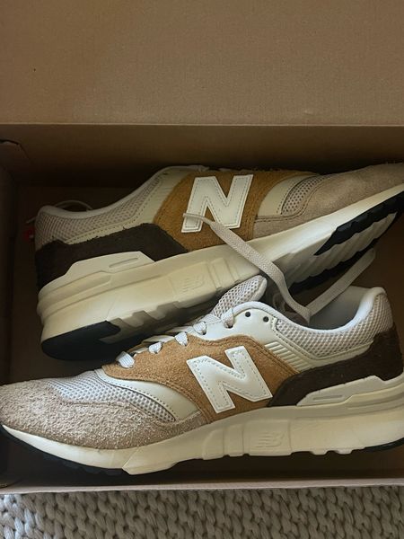 New balance 997H
Neutral sneaker
 tan sneaker 

#LTKmens #LTKunder100 #LTKshoecrush