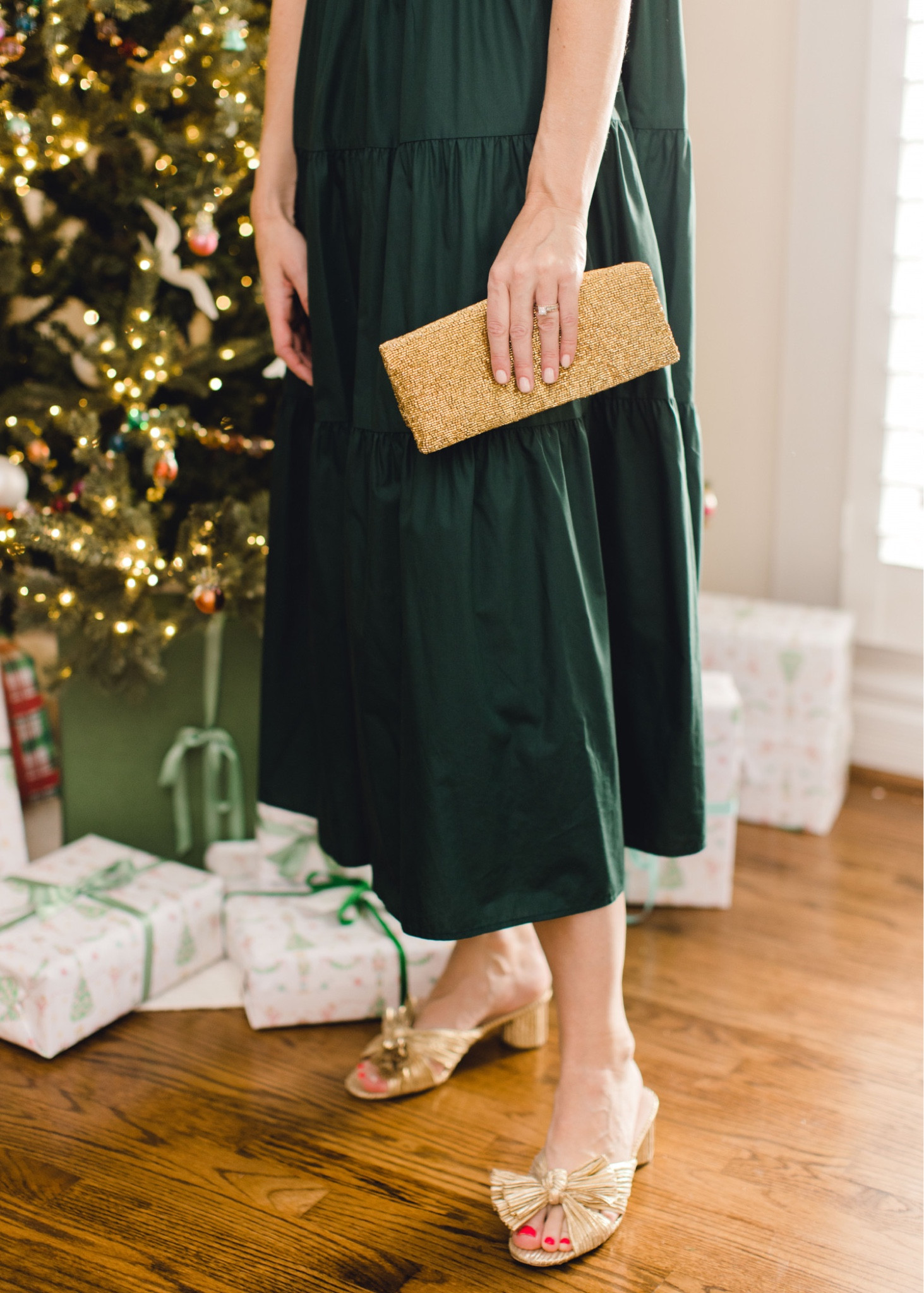 Holiday outfit inspiration!

#LTKHoliday #LTKSeasonal #LTKunder100