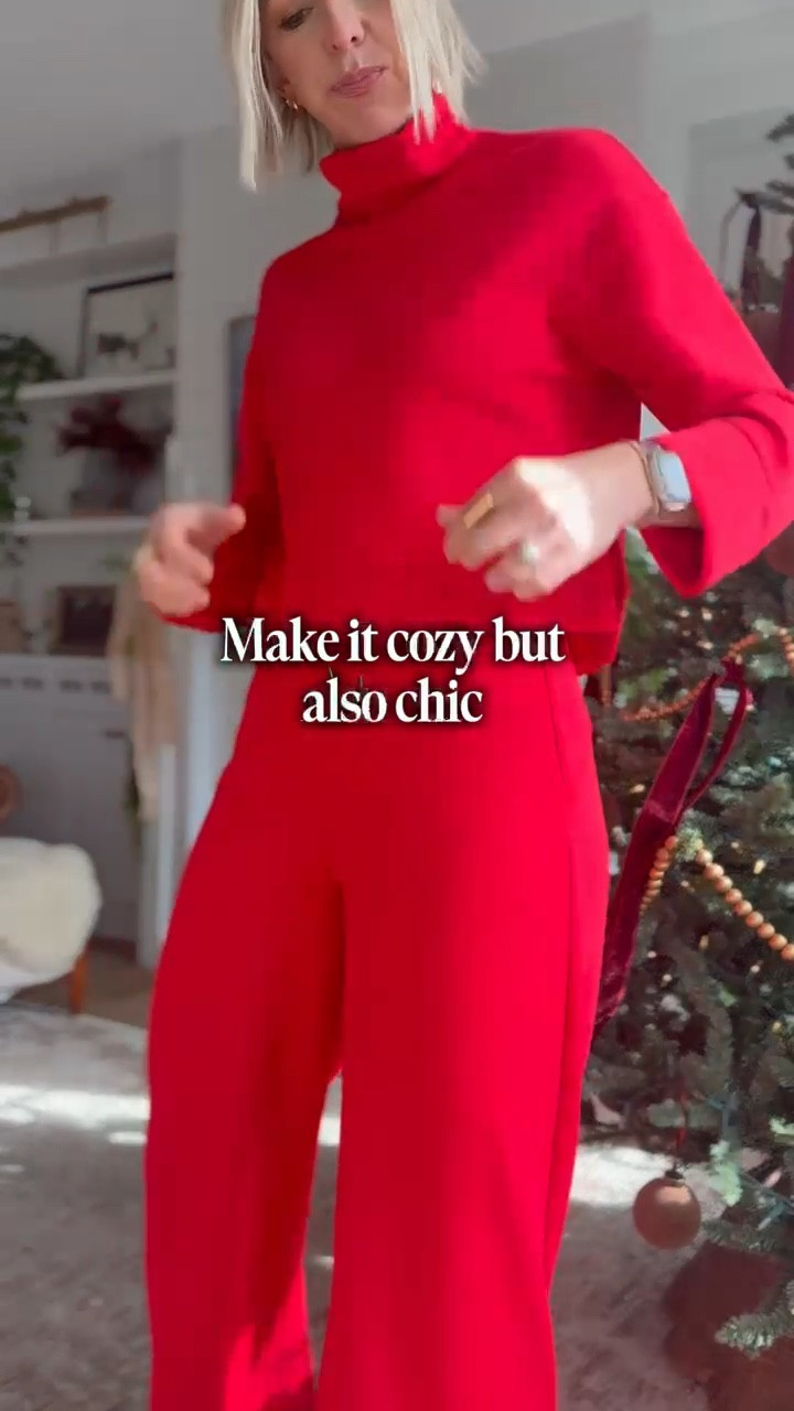 @SPANX is having the sale of the season – and it’s BIG. 
Shop 30% off sitewide (exclusions apply) including
My fav SPANX AirEssentials matching set, SPANXshape Booty Boost leggings, 

Don’t hesitate – shop quickly because the best will sell out fast.

This matching red set makes such a great gift for HER or gift yourself for your holiday travel plans. 

#spanxpartner 


#LTKHoliday #LTKGiftGuide #LTKCyberWeek