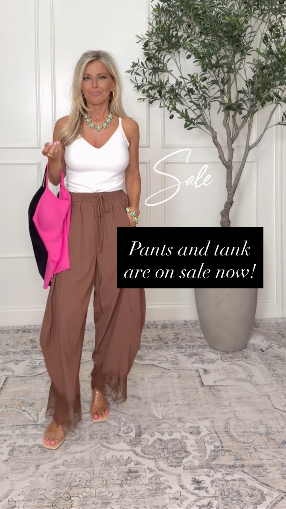 I am wear an XS in the pants and a Small in the tank.