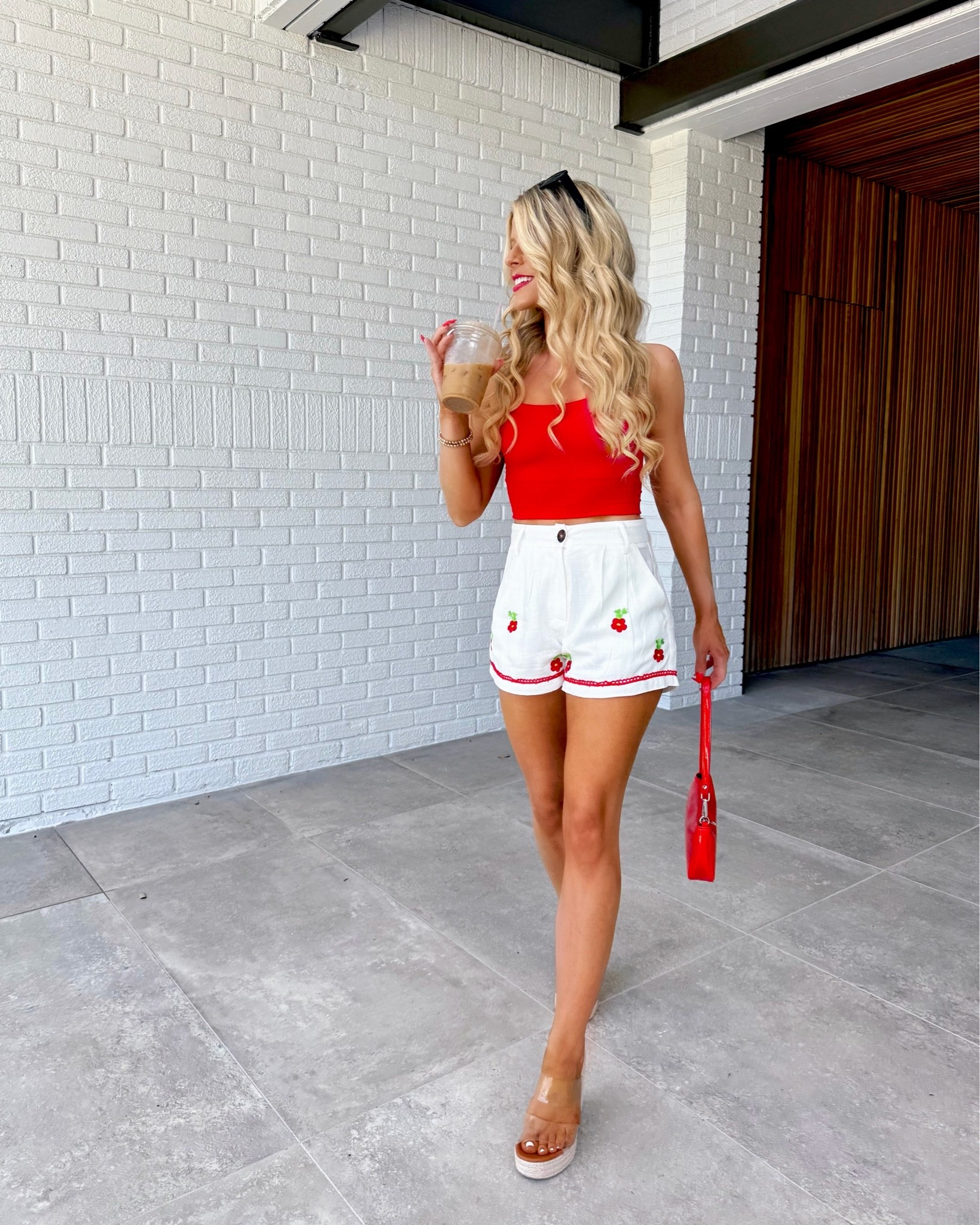 SALE- 30% OFF HIGHRISE FLORAL SHORTS! Summer outfit, Memorial Day Weekend outfit, or Fourth of July outfit styled with highwaisted floral shorts! 


high-rise shorts, white shorts, summer shorts outfit, linen shorts, embroidered shorts, cherry shorts

#LTKootd #LTKSaleAlert #LTKSeasonal