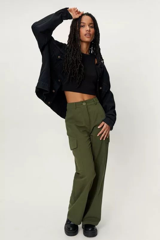 Petite Twill Pocket Detail Wide Leg Pants | Nasty Gal (US)