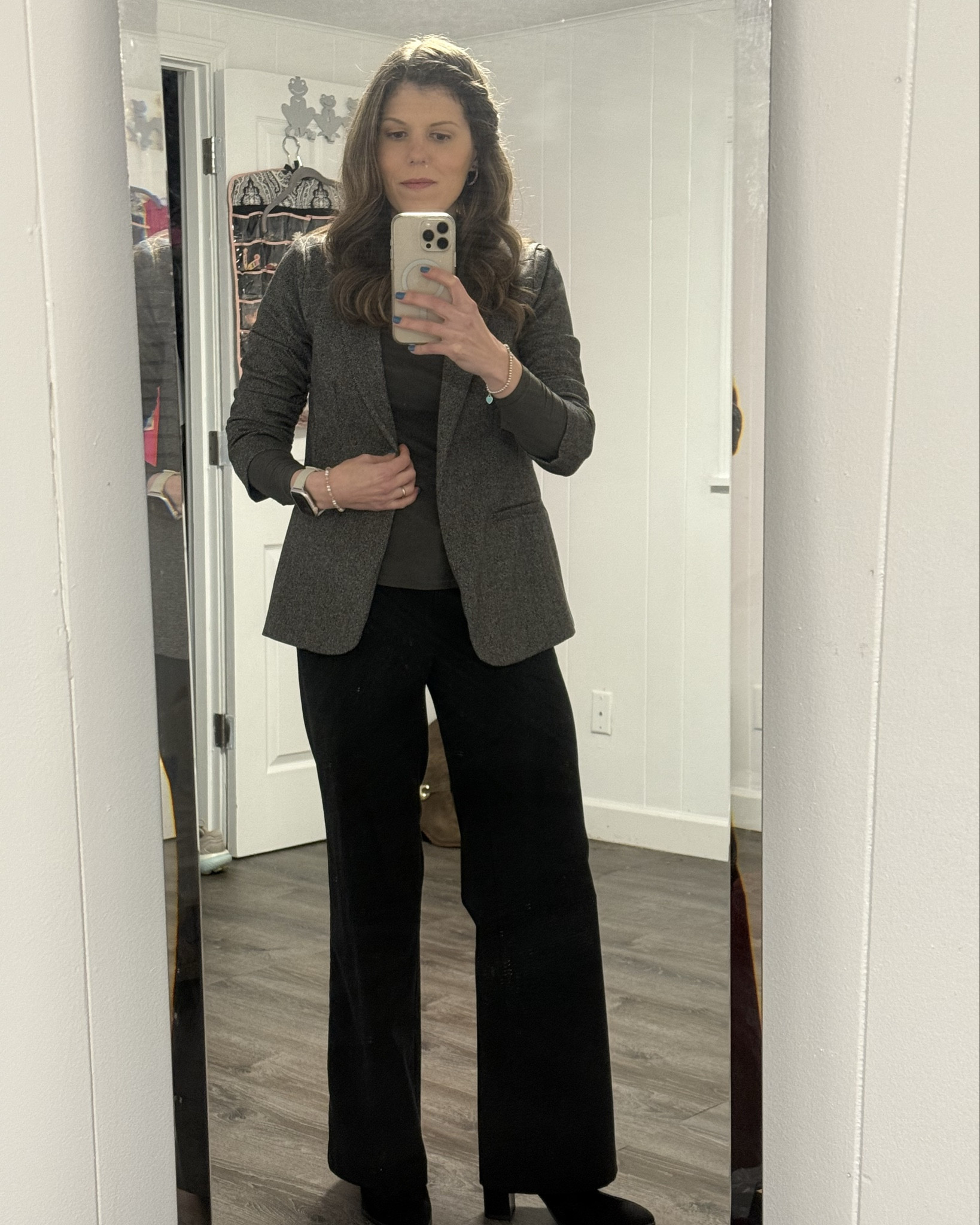 I’m making a speech tonight, so here is my outfit which reminds me of my banking days. 

#LTKootd #LTKvlog #LTKdayinmylife