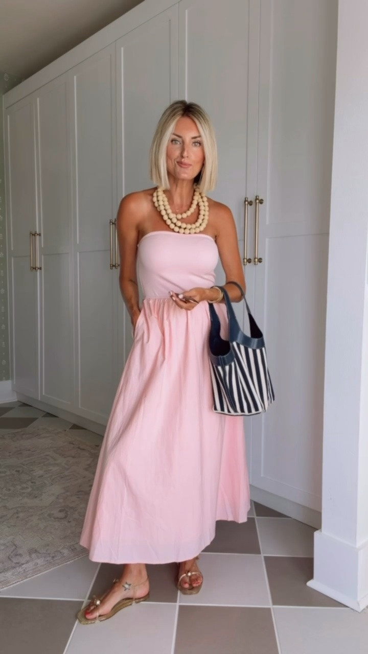 How good is this pink maxi dress? I can’t believe it’s amazon! Such an easy dress to have on hand, and I’ve been layering it with a denim jacket! Wearing S

Loverly grey, pink strapless maxi dress, affordable fashion finds, women’s style, strapless dress for her, amazon prime, Amazon fashion finds

#LTKSeasonal