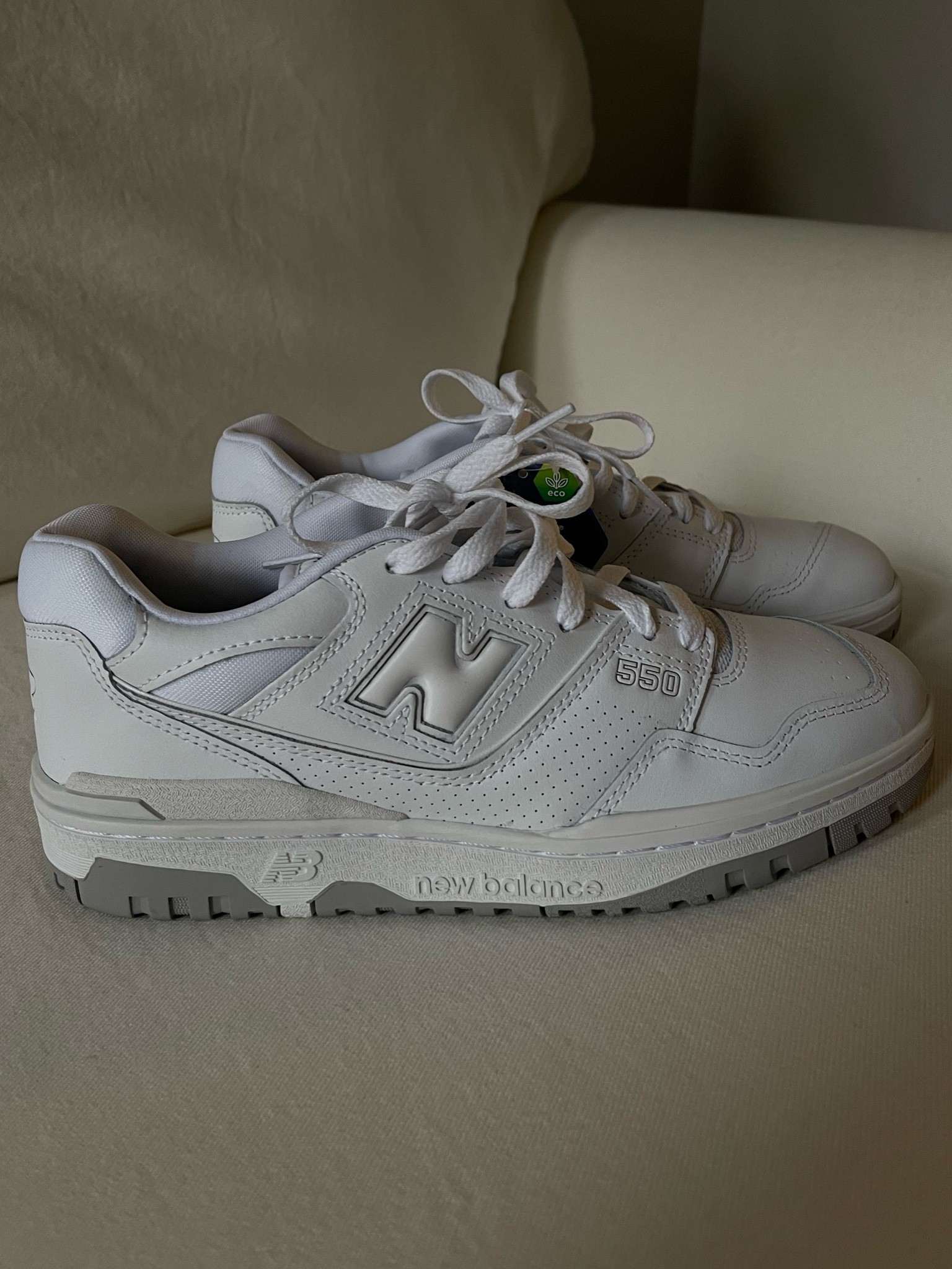 new babies 🤍  for reference: I’m a 8.5 women size, so I got a 7.5 men. 