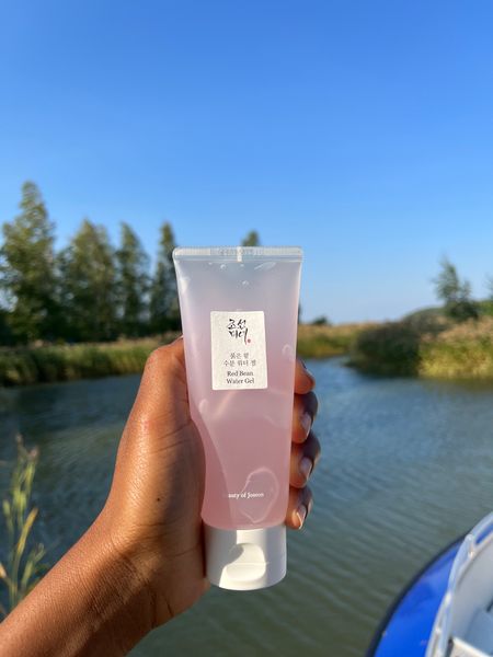I’ve been loving the beauty of joseon red bean water gel for my combination skin. It’s lightweight in texture and it leaves my skin feeling hydrated. I use this after my hydrating mist. #LTKGIFT

Combination skin | moisturizer | beauty of joseon | gel moisturiser | skincare products | water based moisturizer 

#LTKbeauty #LTKeurope