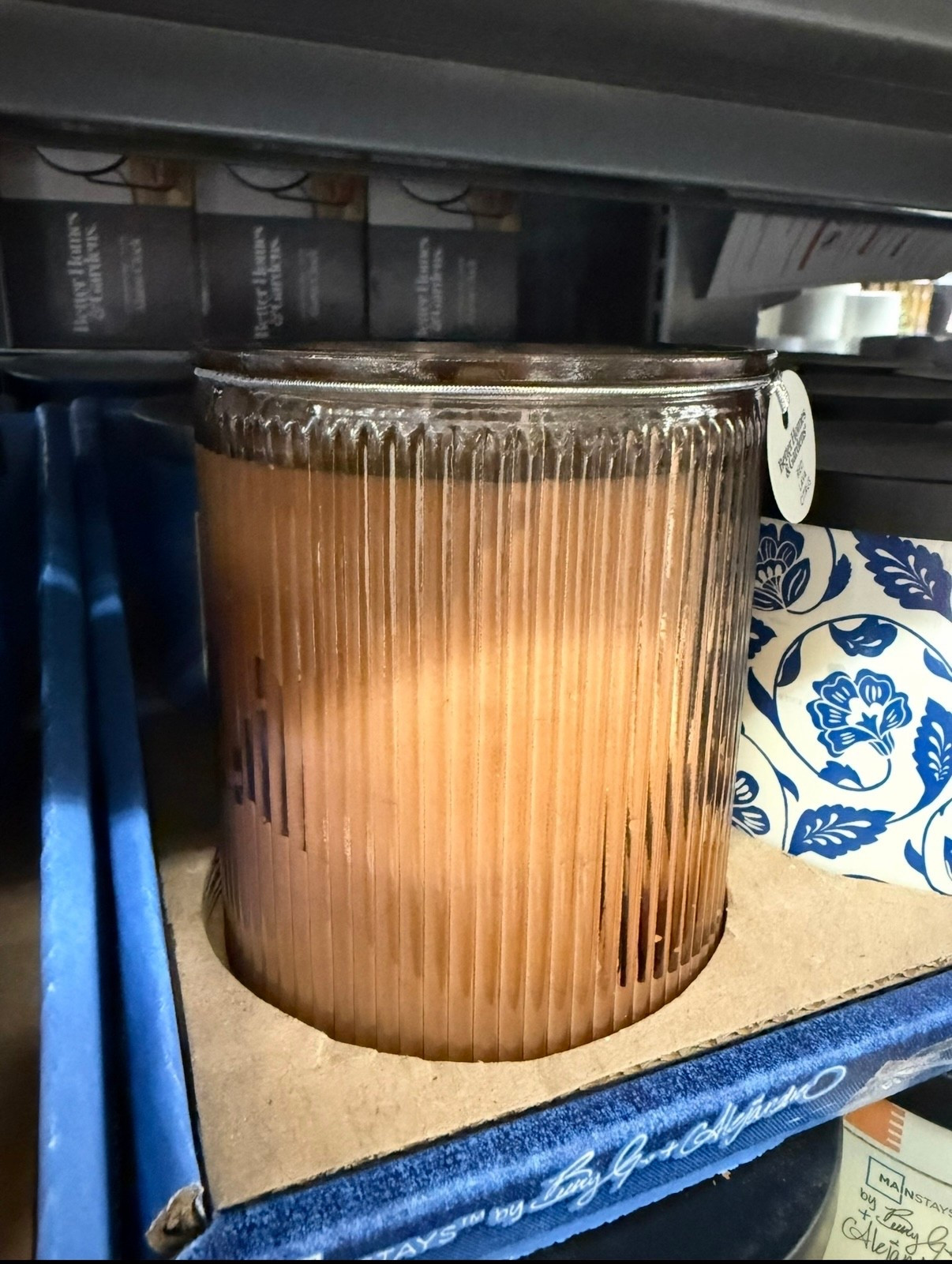 ✨ Viral Candle Alert! ✨
Low stock in MANY scents—just $5! 🕯️ Snag my favorite—it smells just like the Anthropologie store fragrance but for a fraction of the price!

#LTKFindsUnder50 #LTKHome