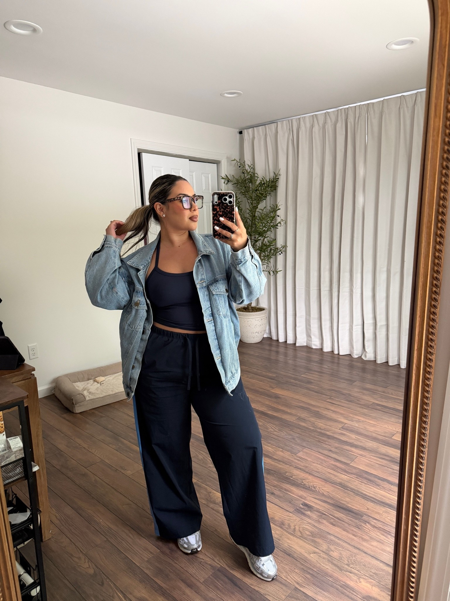 OOTD 🌧️👟  

Top & pants: L

#LTKMidsize #LTKootd #LTKSeasonal