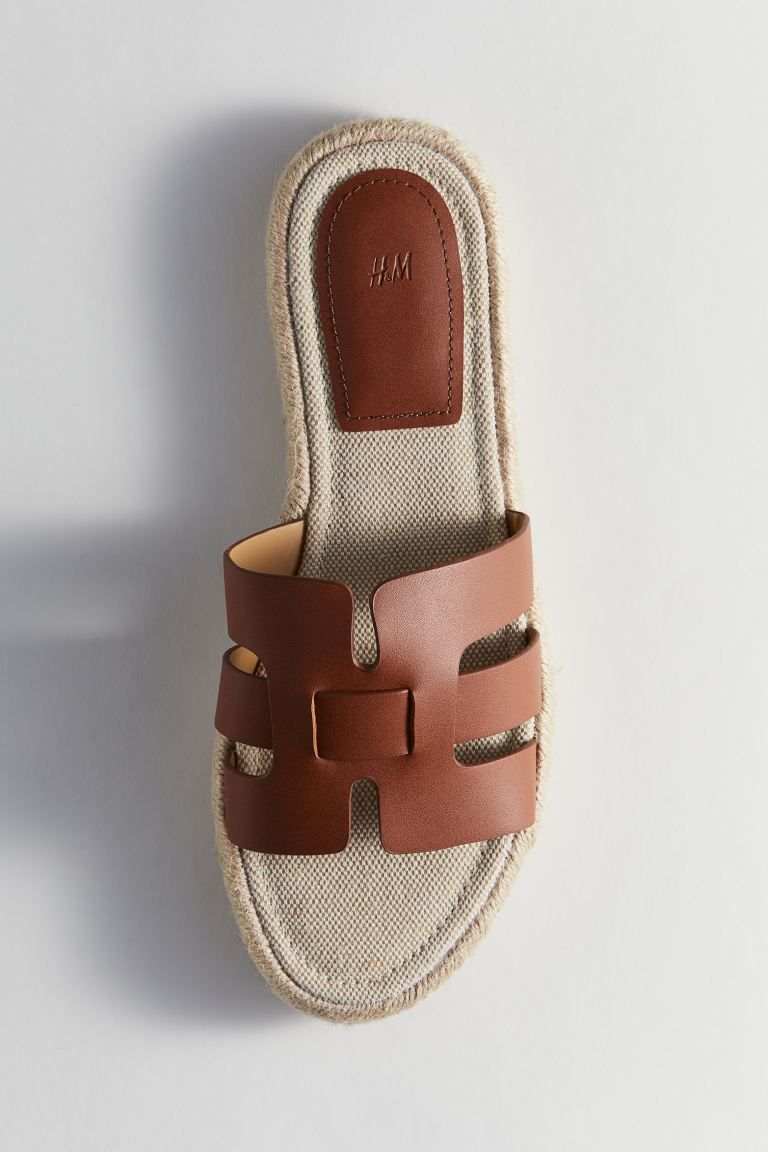Espadrille sandals - Brown - Ladies | H&M GB | H&M (UK, MY, IN, SG, PH, TW, HK)