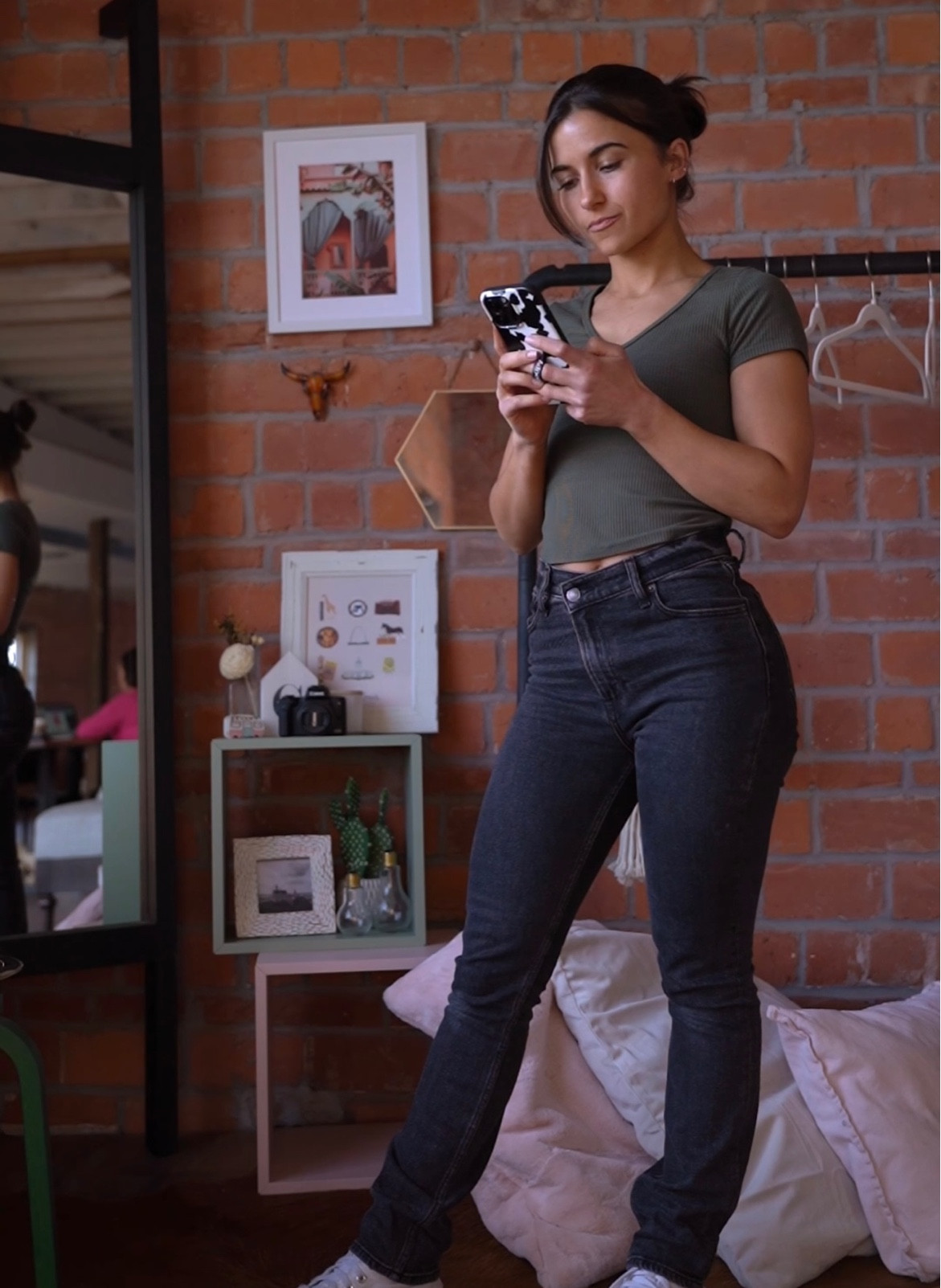 my most favorite pair of jeans

#LTKFind #LTKstyletip #LTKfit