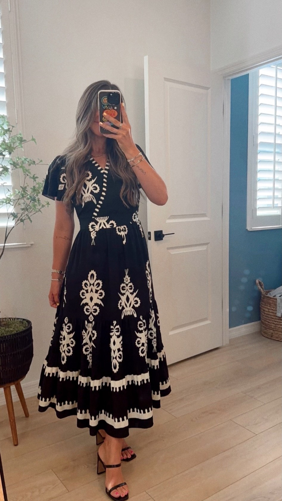 True to size :) one of the prettiest Amazon dresses 