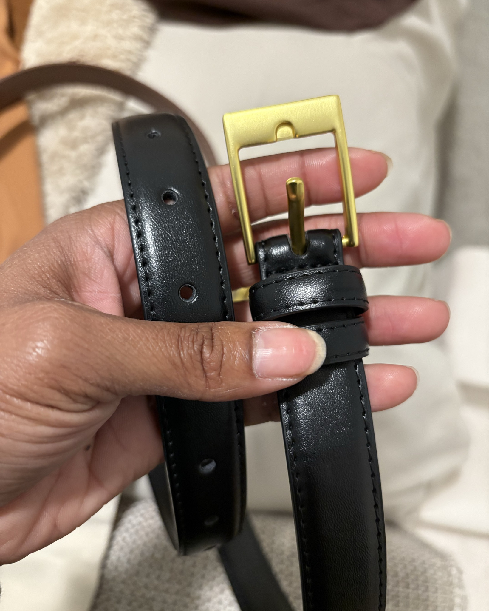 The quality of these belts are so much better than I could get at any store. They’re a size Small (90). They fit perfectly. I don’t have to add holes. The material is thick and feels luxurious. I’m here for it. 

It comes in both black and brown.

#shein #belts #accessories

#LTKStyleTip #LTKSeasonal #LTKWorkwear