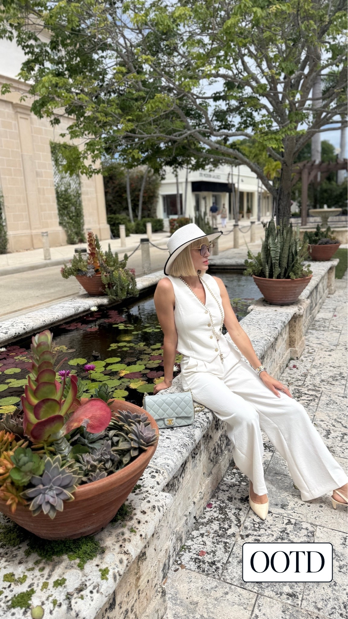 Classic lady

#LTKootd #LTKSaleAlert #LTKTravel
