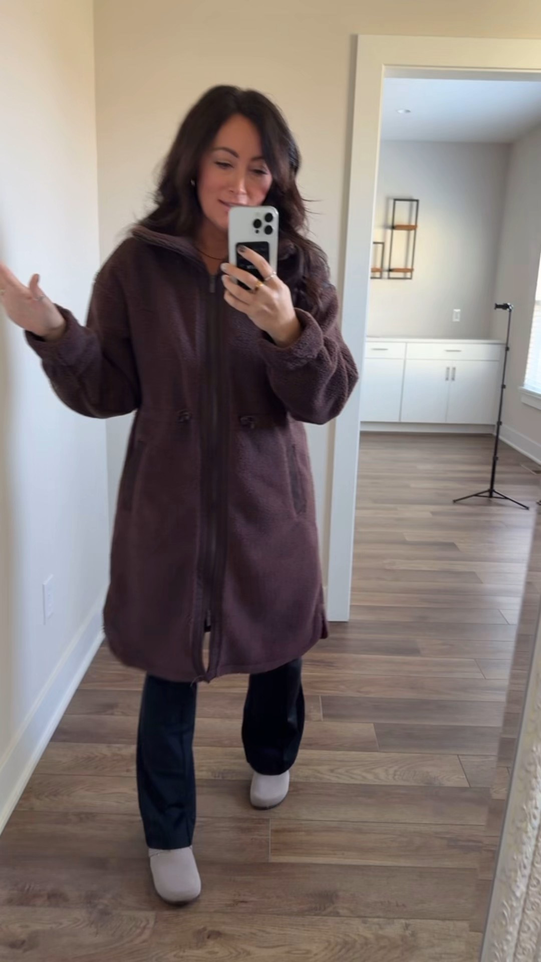 
• medium jacket - SO good!
• medium leggings
• shoes run big - size down, I’m normally a size 6.5 or 7 and get a size 6 in these clogs 


#LTKFindsUnder50 #LTKStyleTip #LTKSeasonal