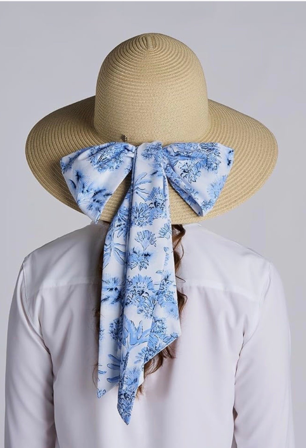 Blue Bow Straw Sun Hat 💙 Coastal Chic UPF 50+


This one is giving classic coastal elegance with a feminine twist 💙🎀 The wide brim straw hat paired with the prettiest blue toile-style scarf bow is such a statement for beach days, pool lounging, or summer outings.

Not only is it cute, it’s functional too—UPF 50+ sun protection and an adjustable fit make it perfect for all-day wear ☀️ The lightweight design keeps it comfortable while still feeling elevated and polished.

Style it with breezy dresses, swimsuits, or even a simple white outfit for that effortless coastal vibe 🌊✨ Such a chic upgrade to your everyday sun hat!

straw sun hat, blue bow hat, coastal style outfit, beach accessories, UPF 50 hat, summer vacation outfit, feminine summer style, toile print scarf hat

#LTKOver40 #LTKSwim #LTKTravel