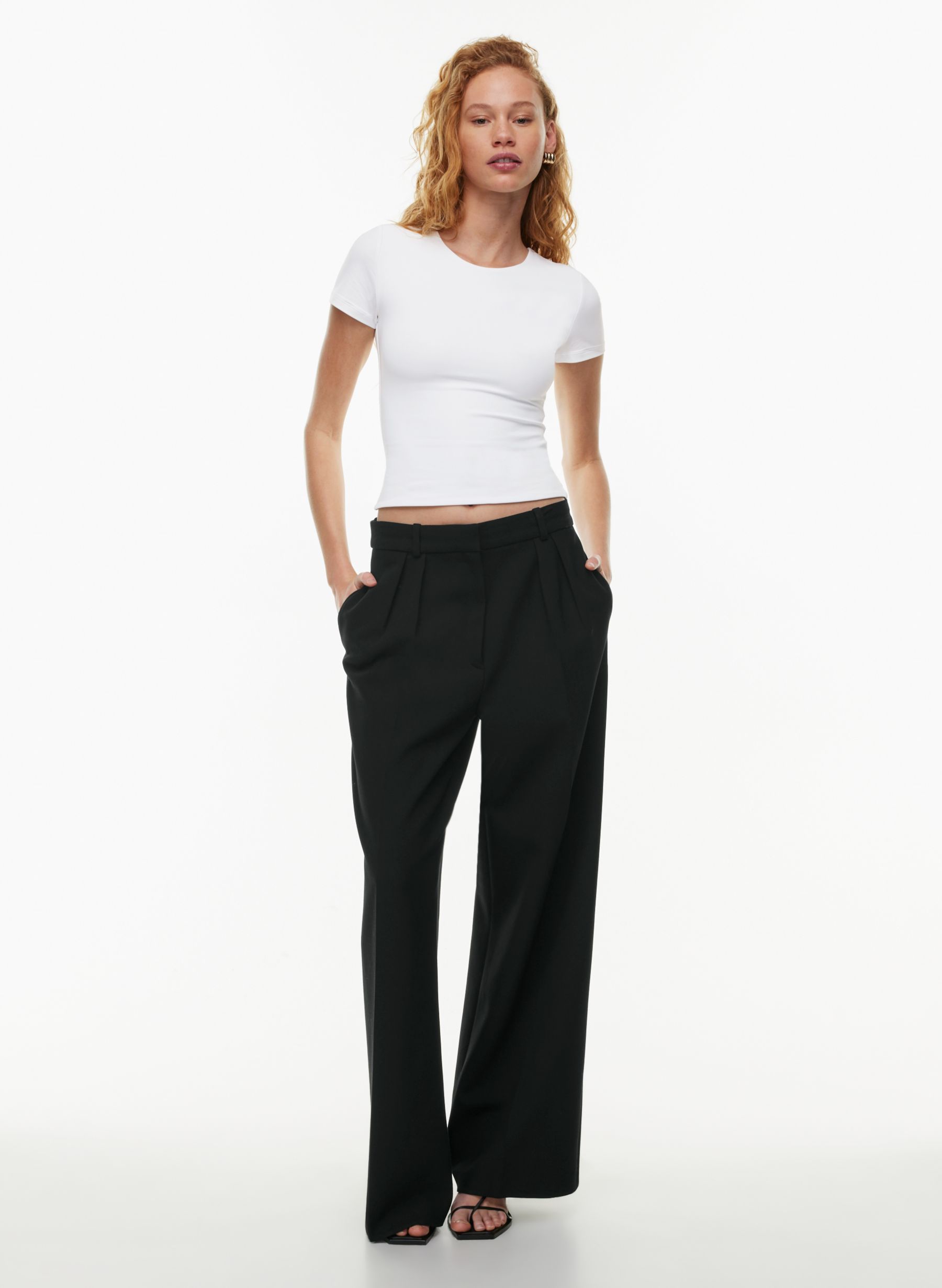 CONTOUR CREW T-SHIRT | Aritzia