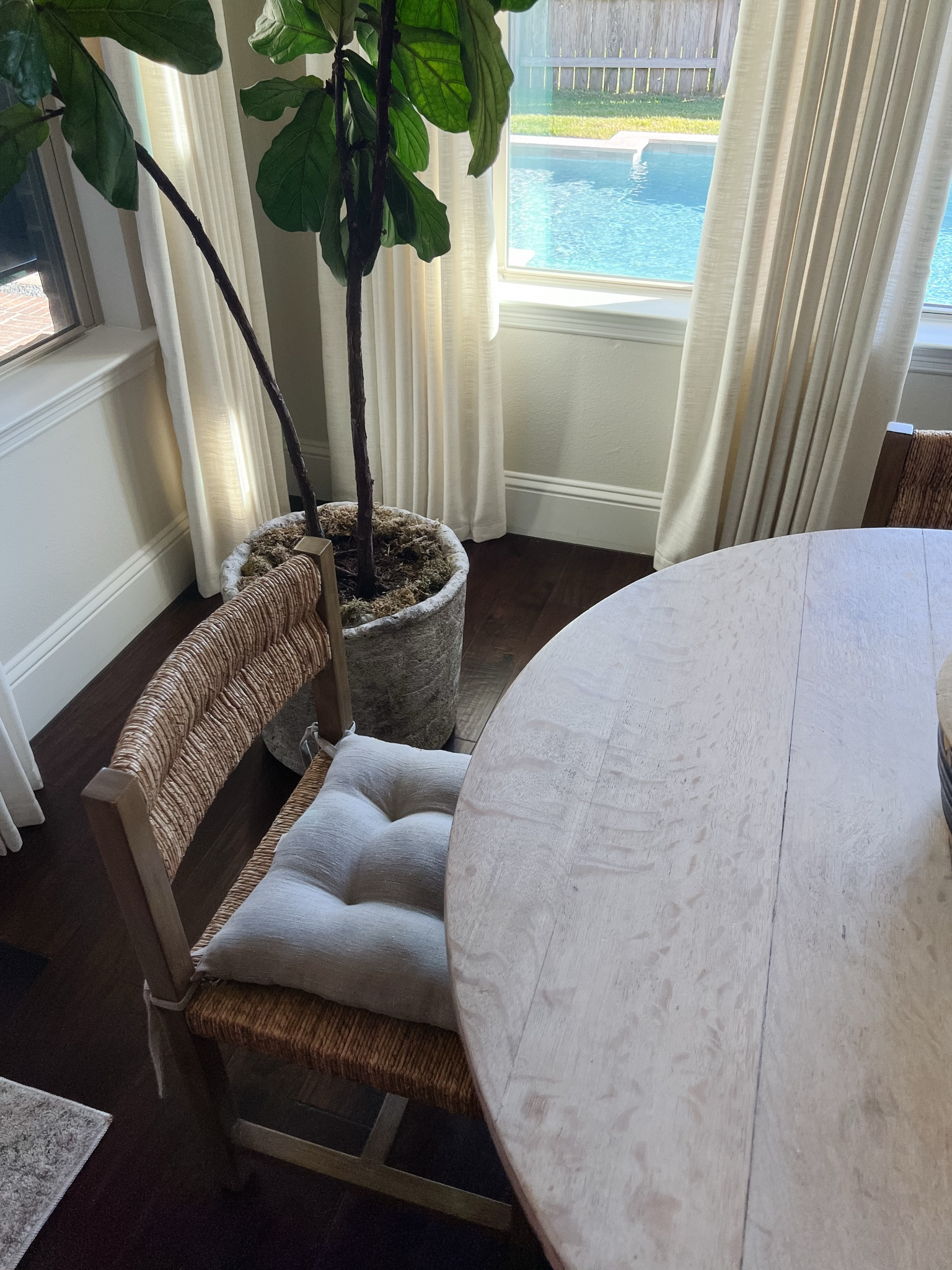 My kitchen chairs got a cozy addition with these chair pads in a perfect neutral linen



#LTKHome