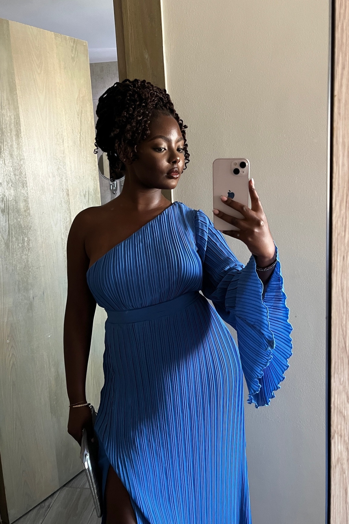 Perfect winter wedding guest dress everrrr! Plus the colour 🥺🩵

#LTKparties #LTKHoliday