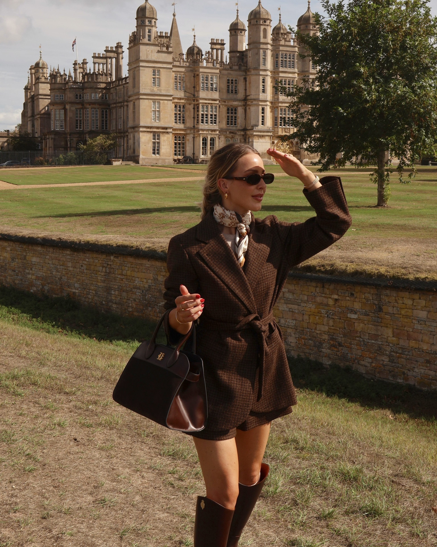 Blazer and shorts paired with knee high boots and my new favourite autumn bag

#LTKautumn