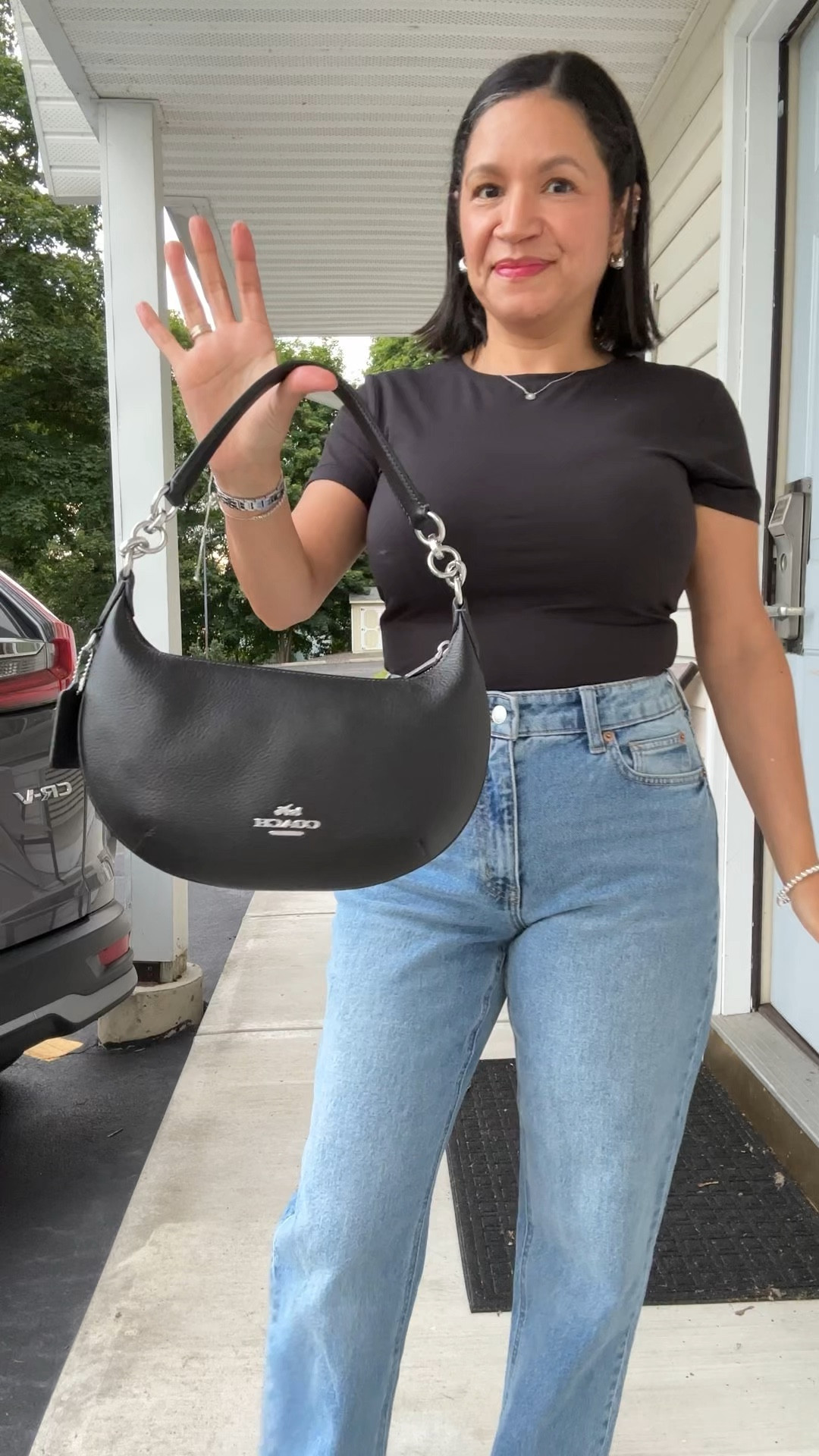 How to wear one bag in multiple ways
#coachbag #coachhobobag #bagdiys #pursediy #purseaccessories #bagaccessories #easydiy

#LTKItBag #LTKGiftGuide #LTKStyleTip