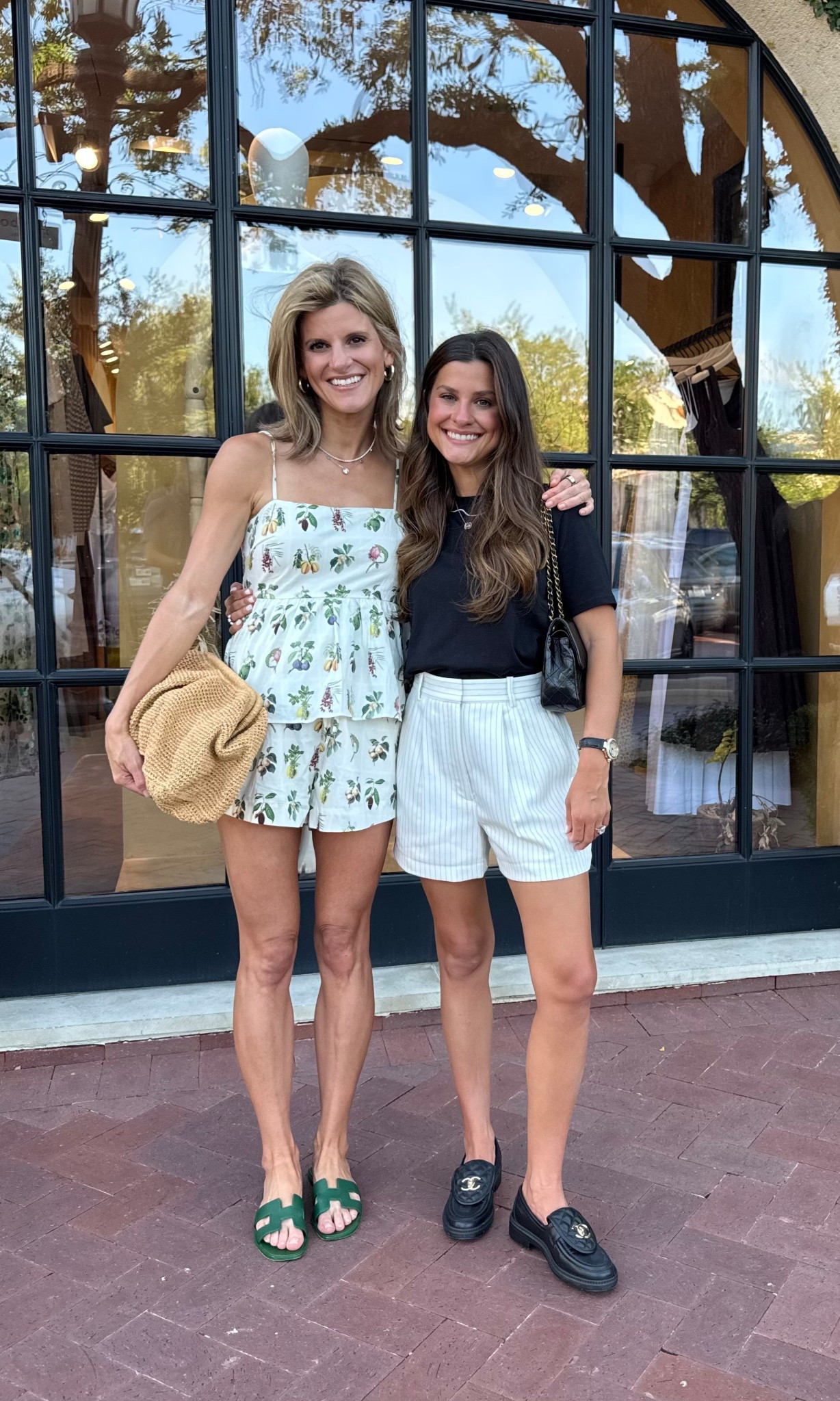 Floral set: from Nordstrom. Wearing xs in both 

Bag: old
Shoes: Hermes 