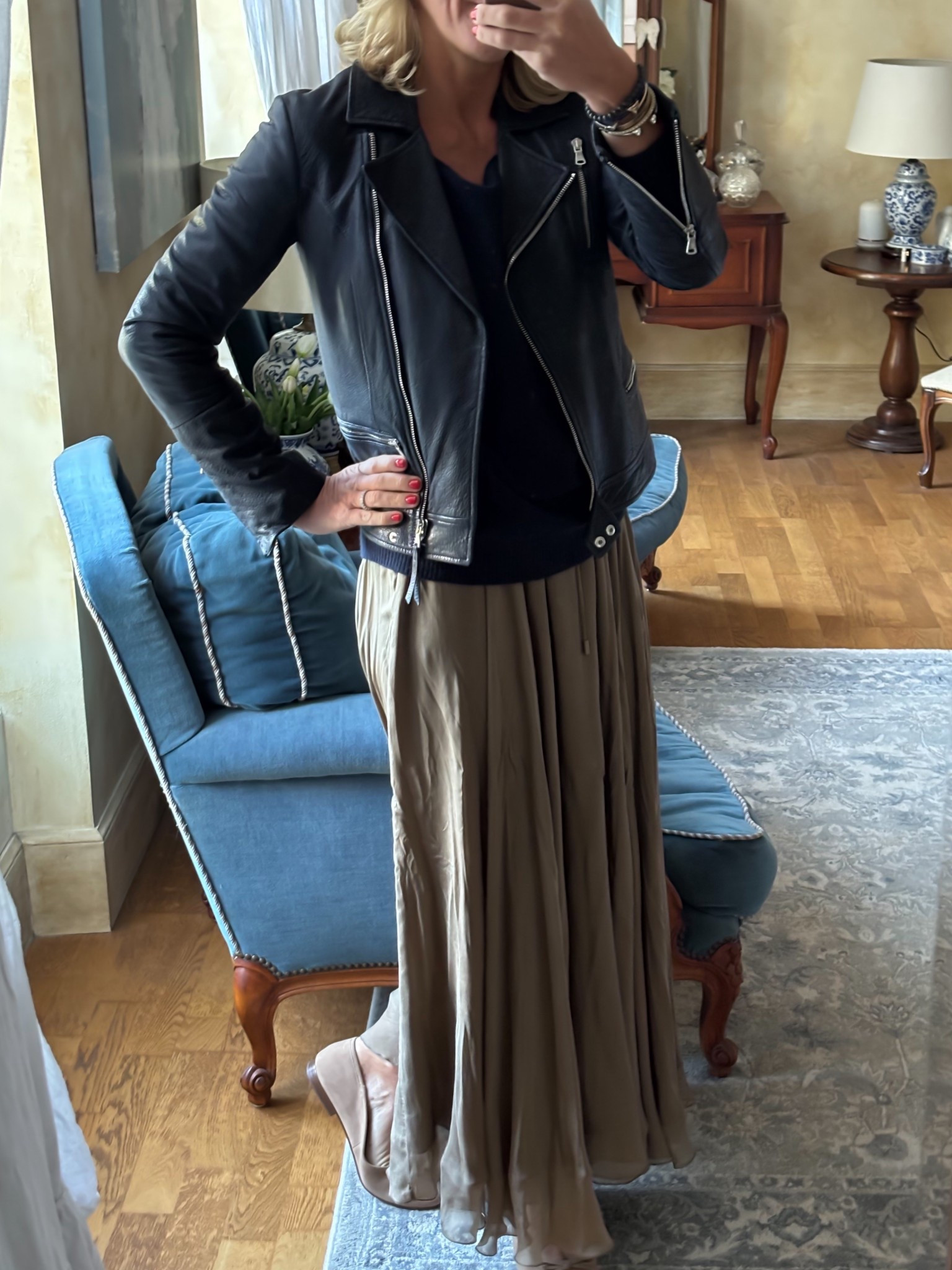 Autumn style 
.
#mymidlifefashion #midlife #over50 #autumnfashion #autumnstyle #whatimwearing 

#LTKeurope #LTKautumn #LTKover50style
